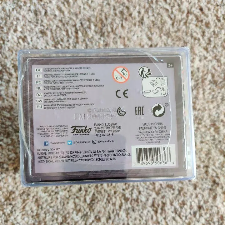 Listing Image Blurred Background