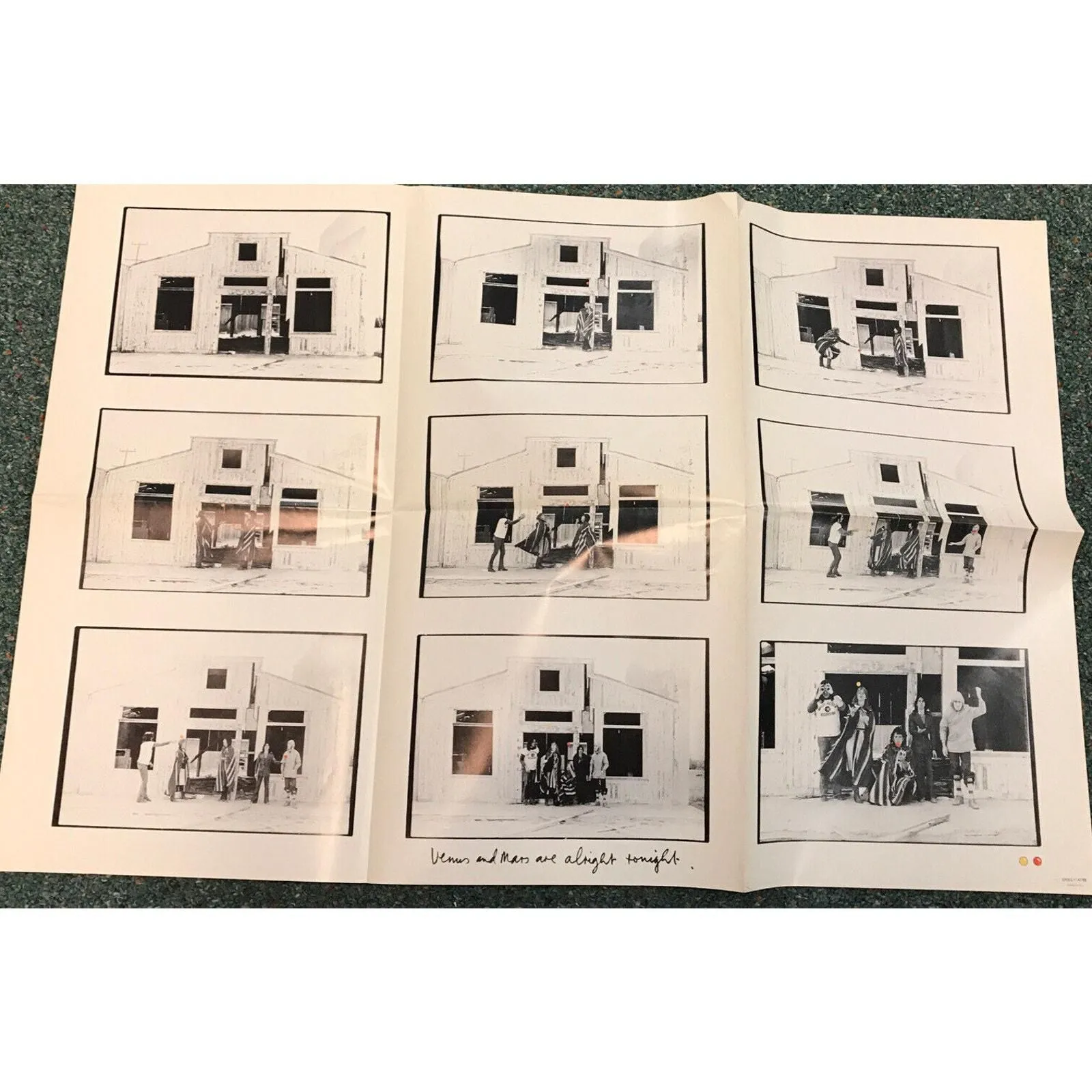 Listing Image Blurred Background