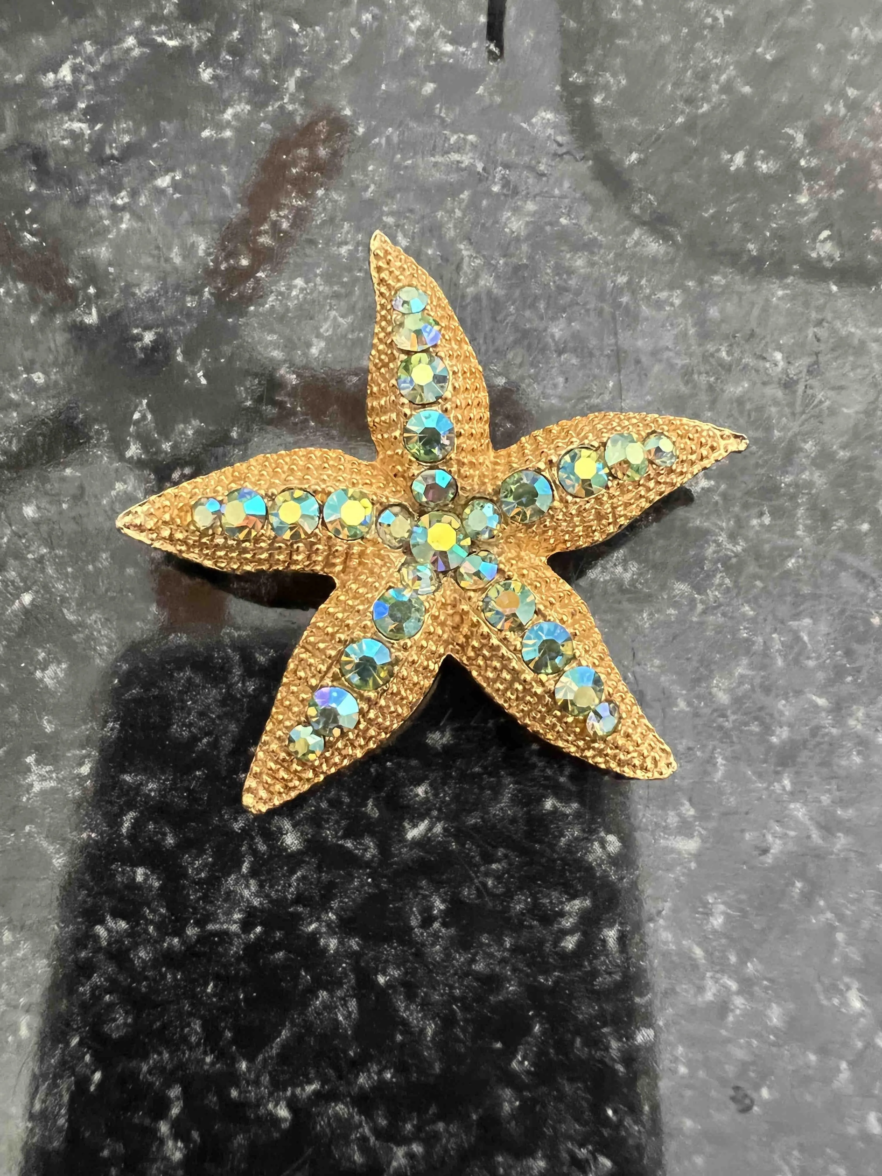 Product image for #057 Vintage Starfish Brooch