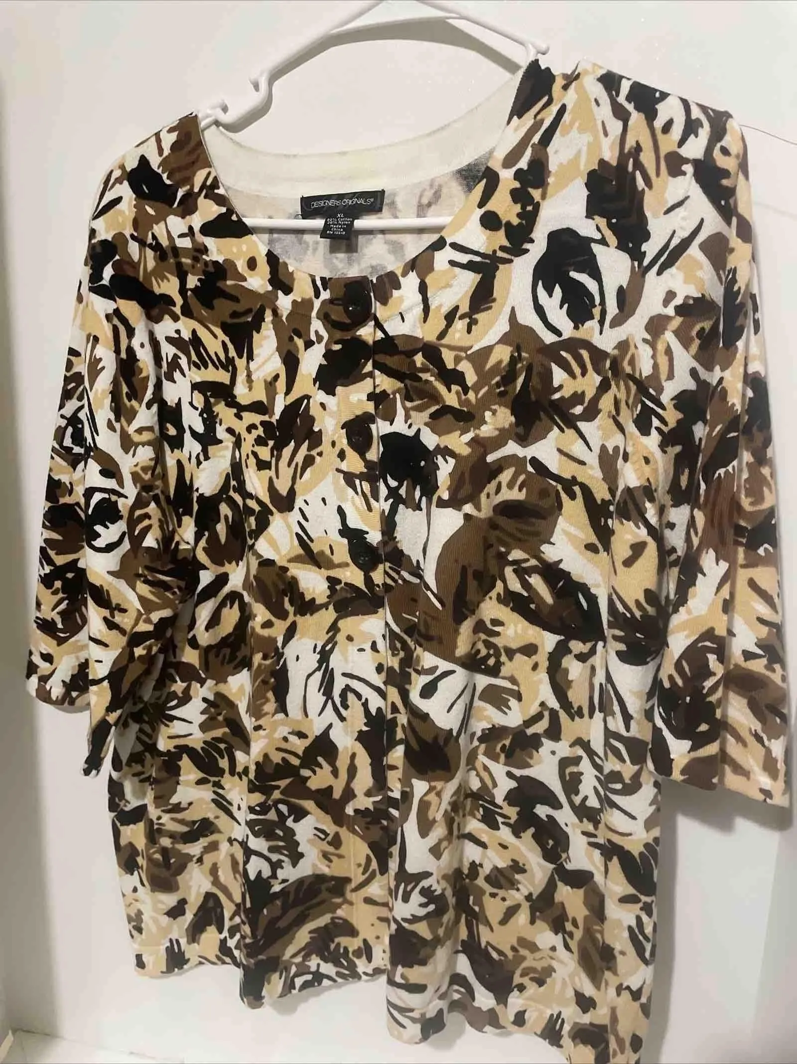 Listing Image Blurred Background
