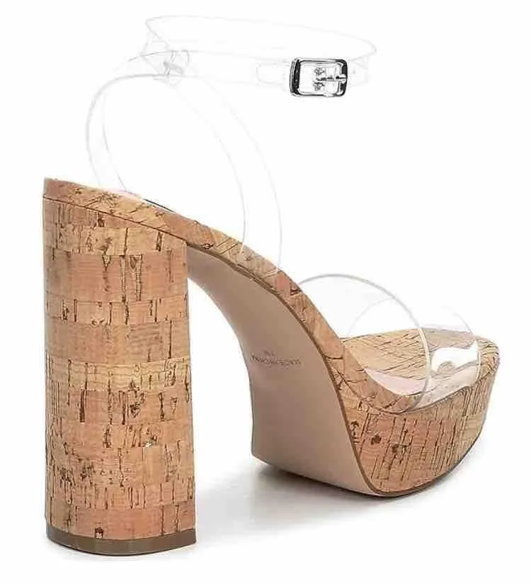 Listing Image Blurred Background