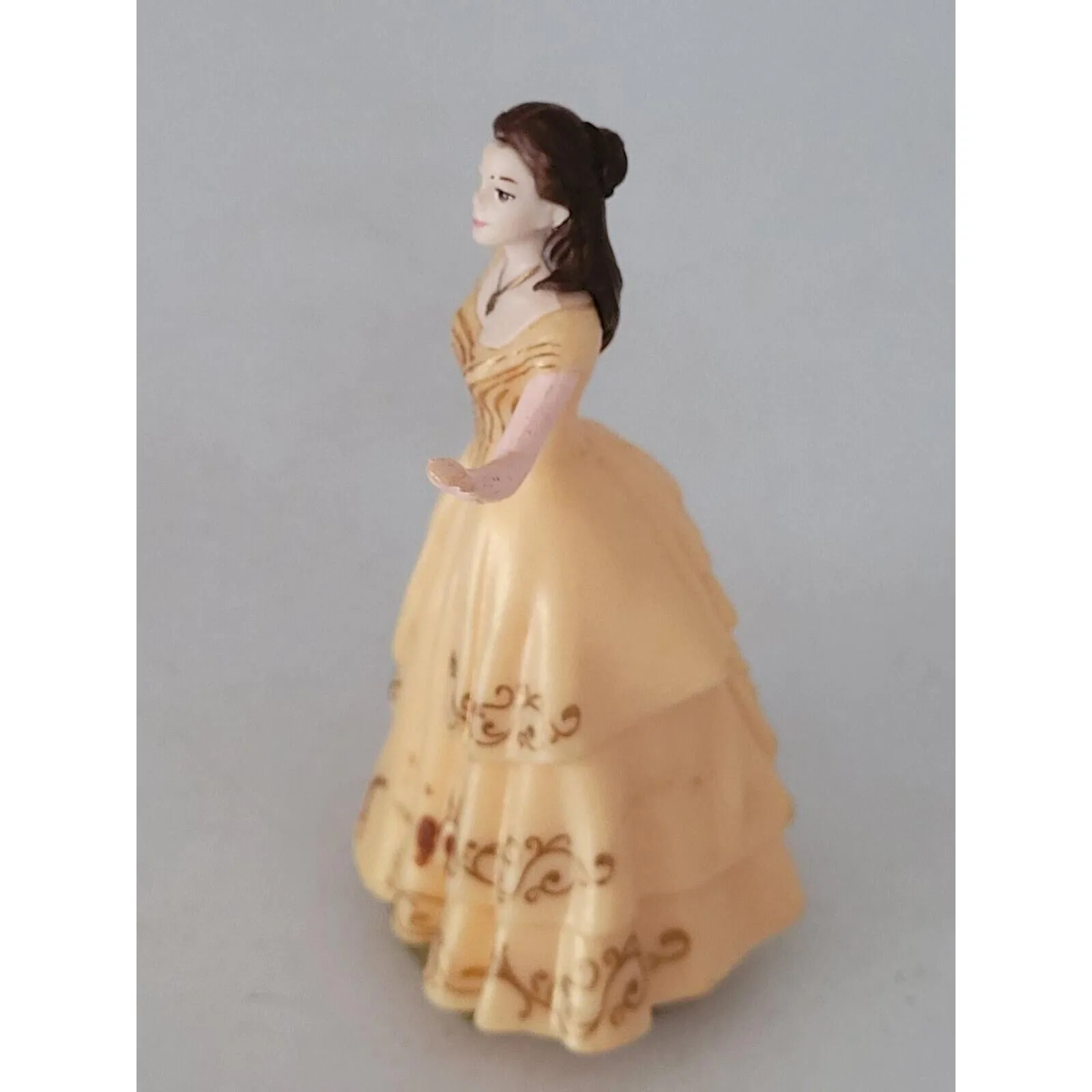 Listing Image Blurred Background