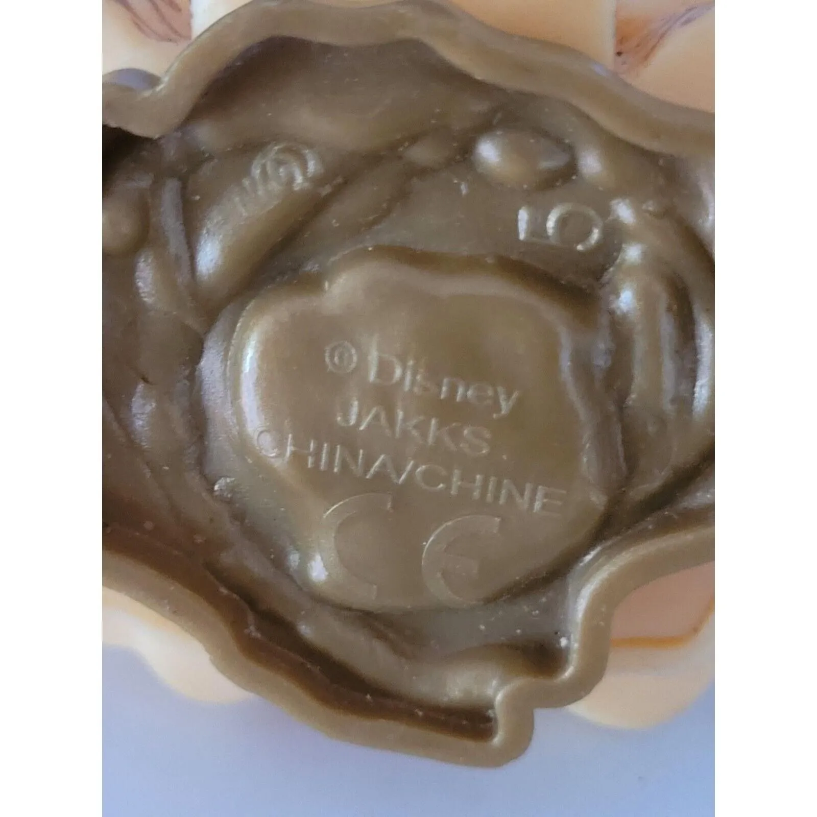 Listing Image Blurred Background