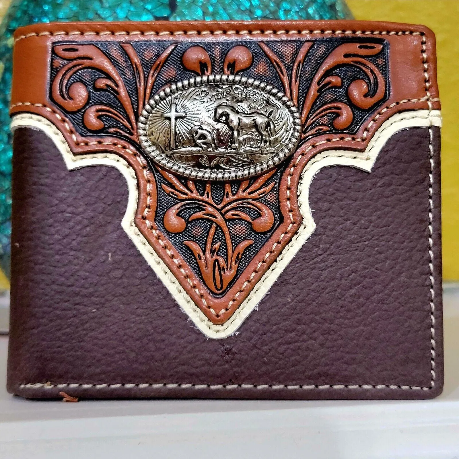 Praying Cowboy Mens wallet Western GENUINE LEATHER Short Bifold  display picture 1