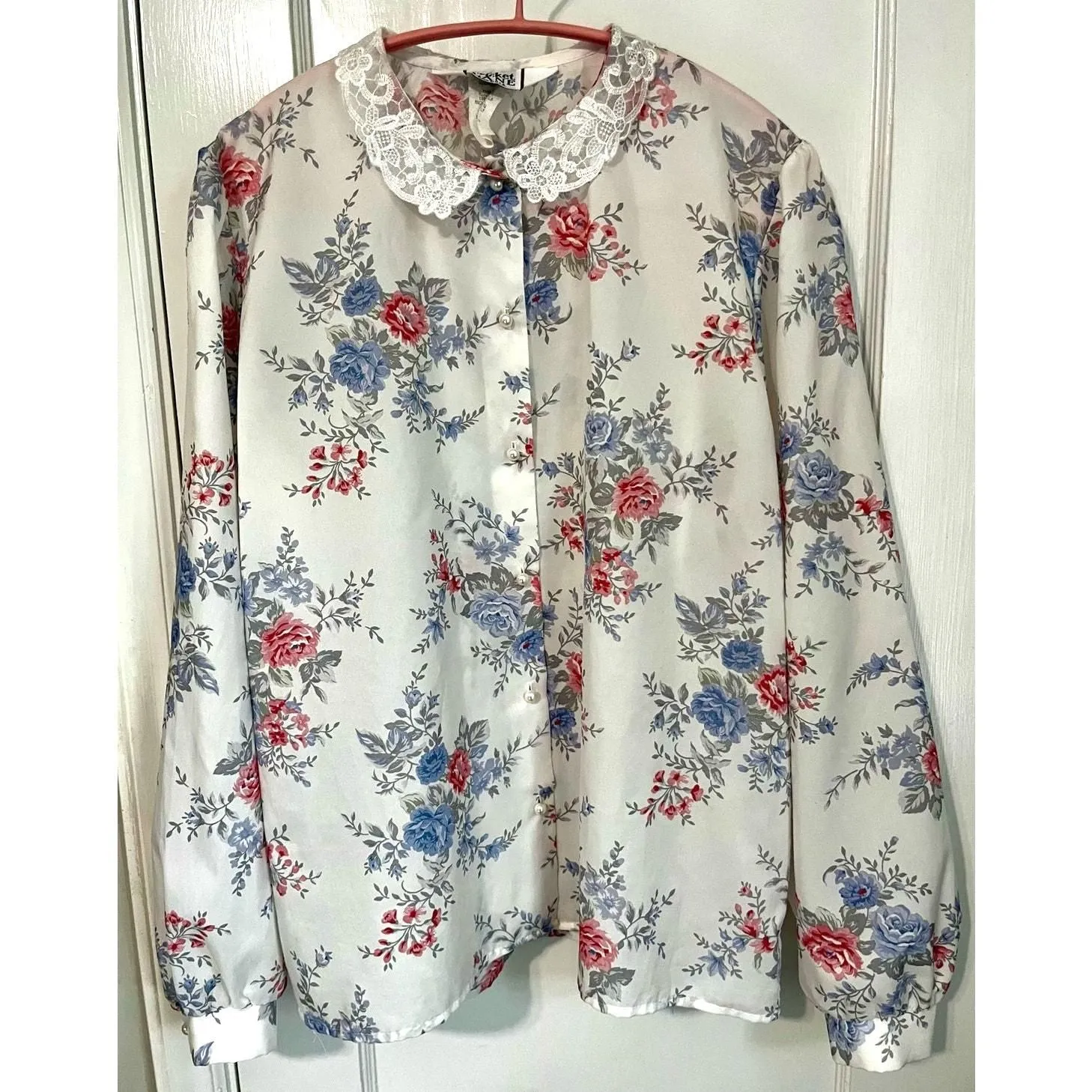 Product image for Vintage 70s Cricket Lane Cottage White Lace Pink Blue Floral Shirt Blouse Large