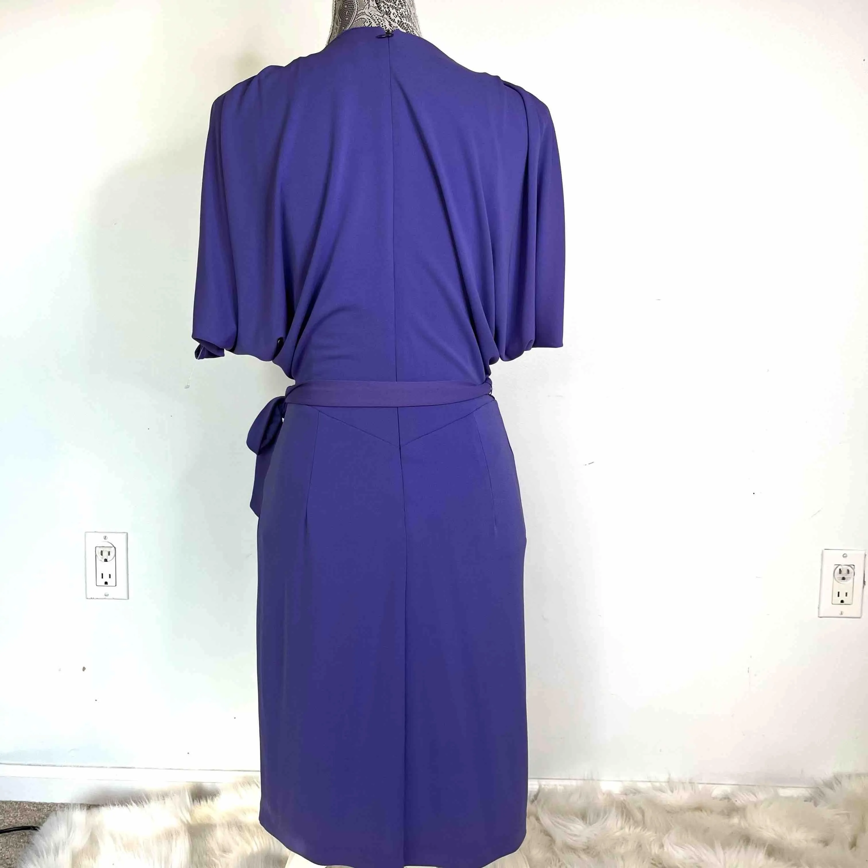Listing Image Blurred Background