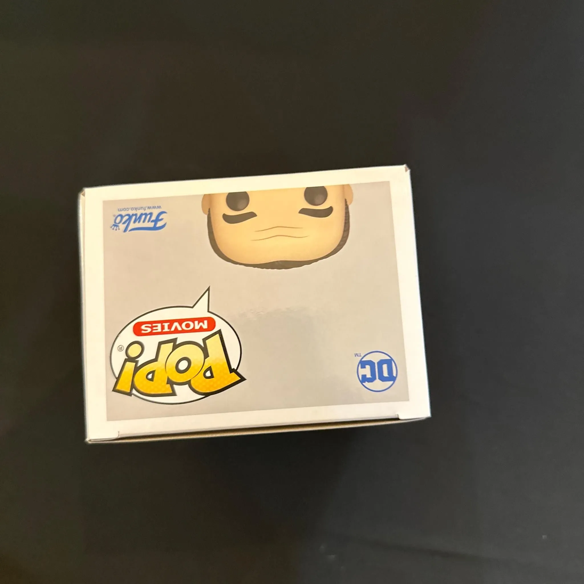 Listing Image Blurred Background