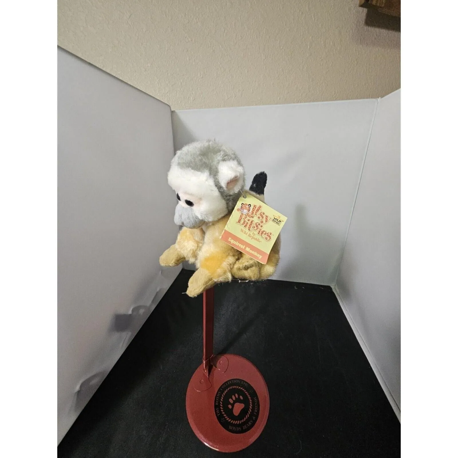 Product image for Wild Republic Itsy Bitsies Squirrel Monkey
