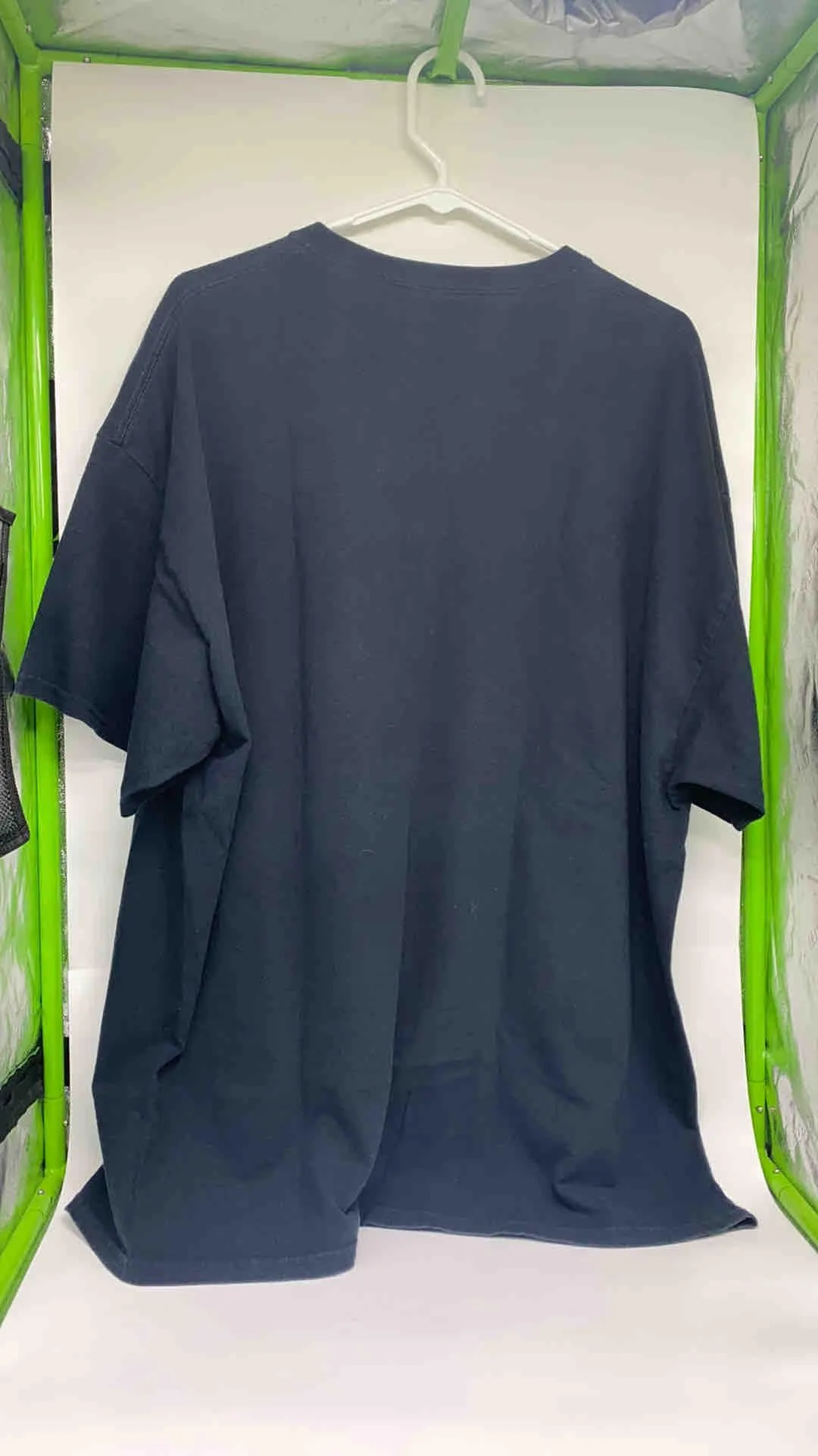 Listing Image Blurred Background
