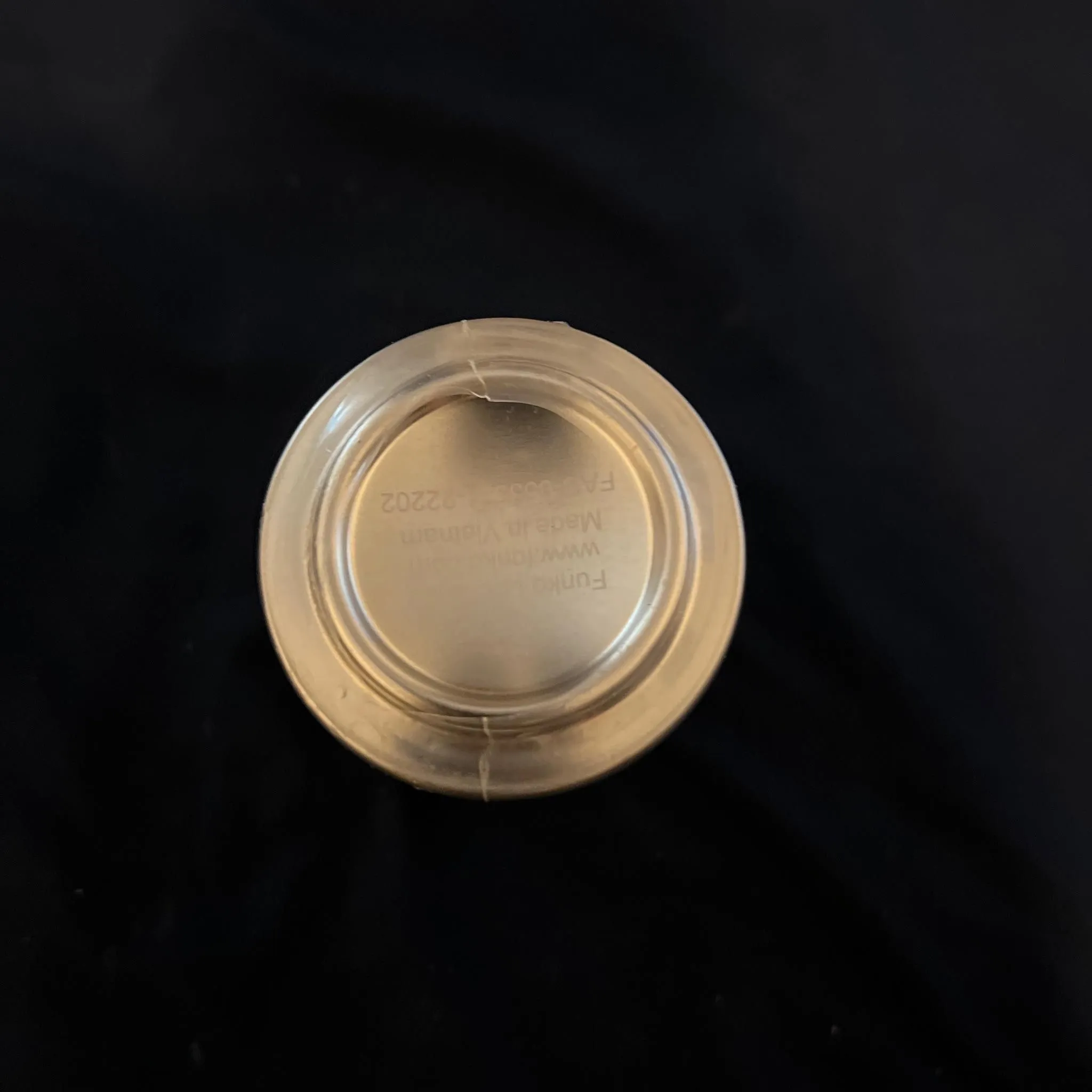Listing Image Blurred Background