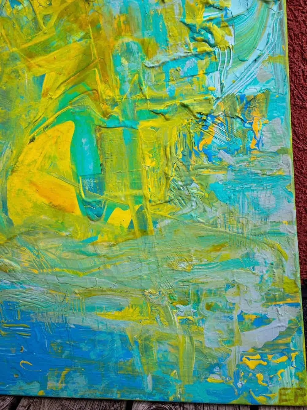 Listing Image Blurred Background