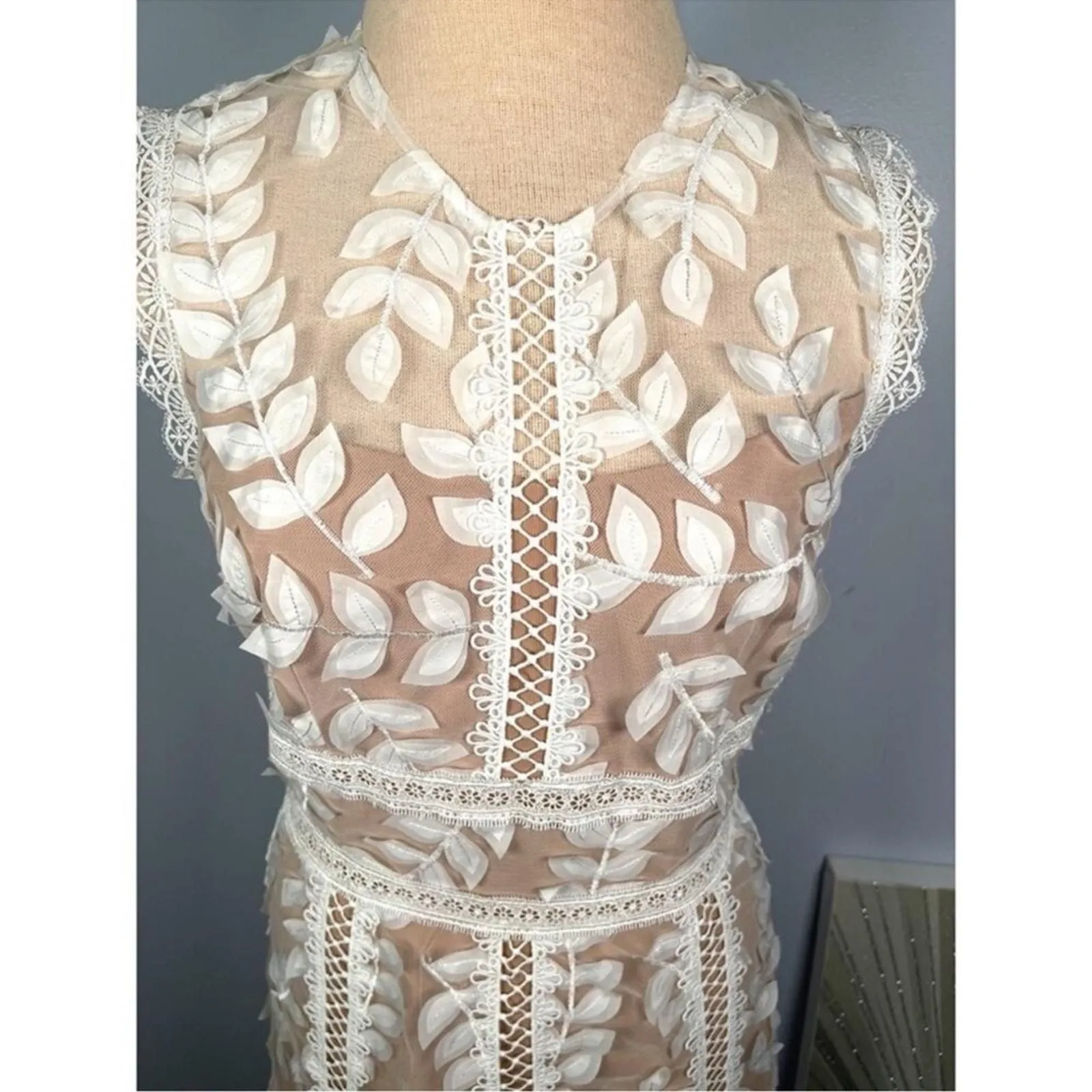saba blanc midi dress bronx and banco Bronx and Banco Saba Embroidered Mesh Midi Dress White Size Small NEW
