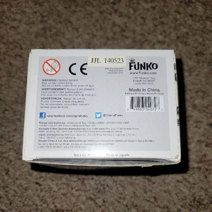 Listing Image Blurred Background