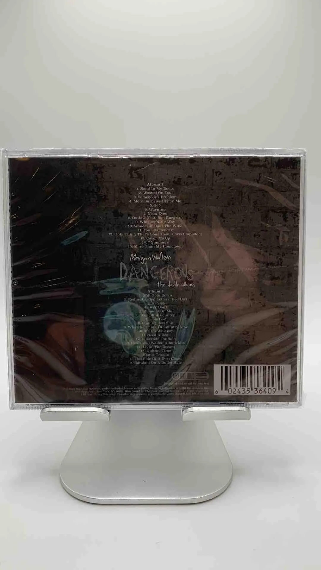 Listing Image Blurred Background