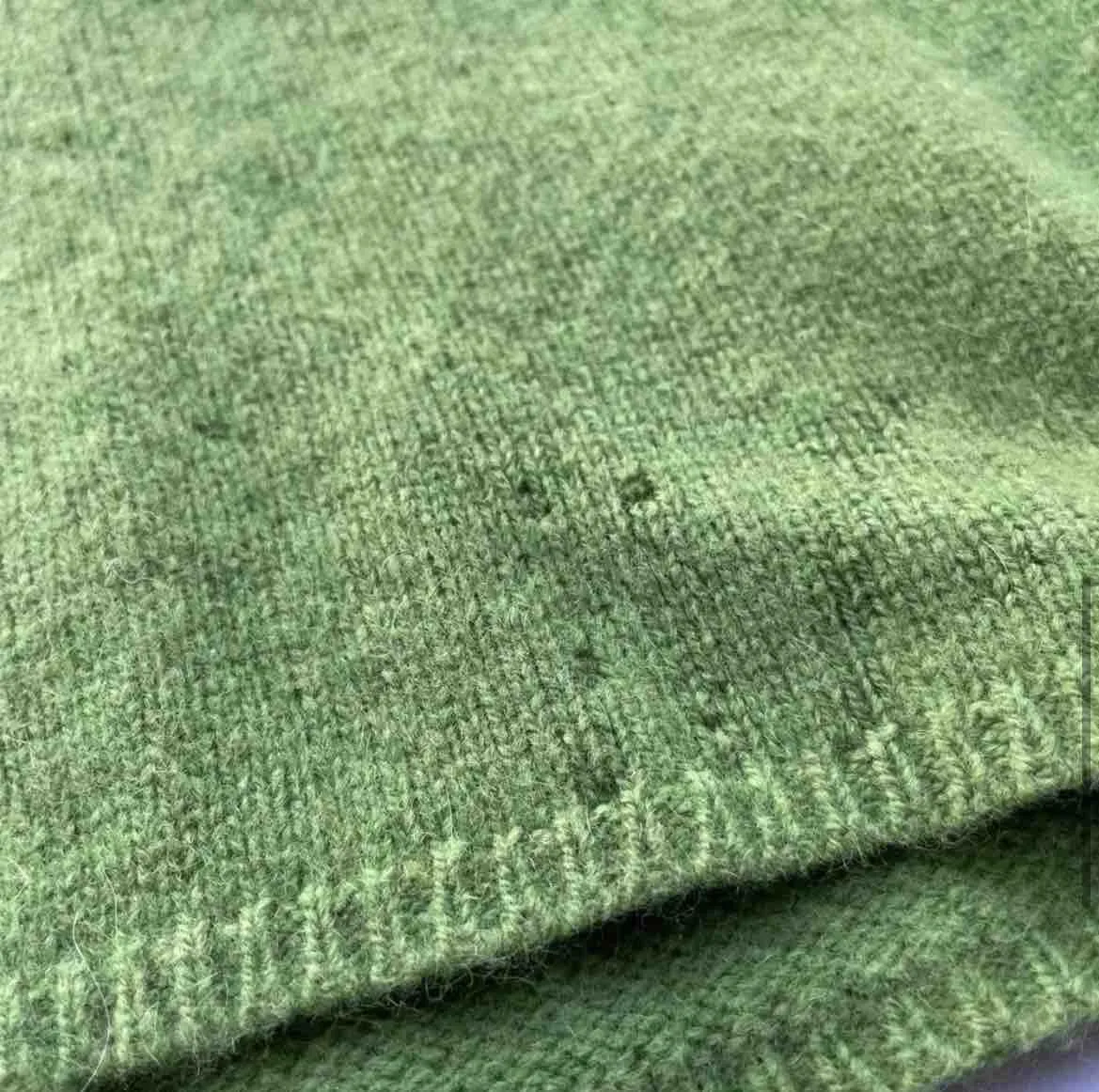 Listing Image Blurred Background