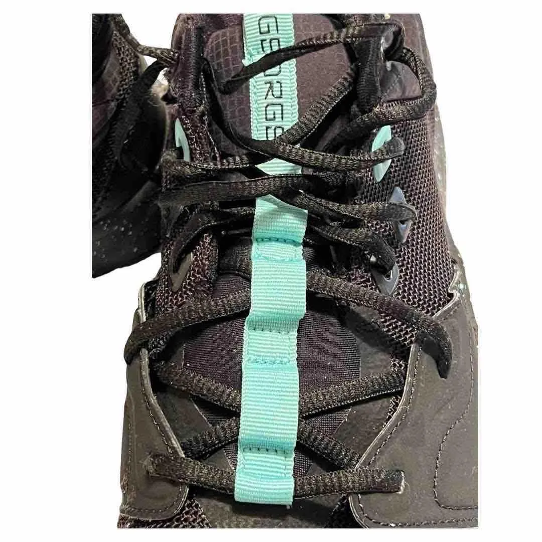 Listing Image Blurred Background