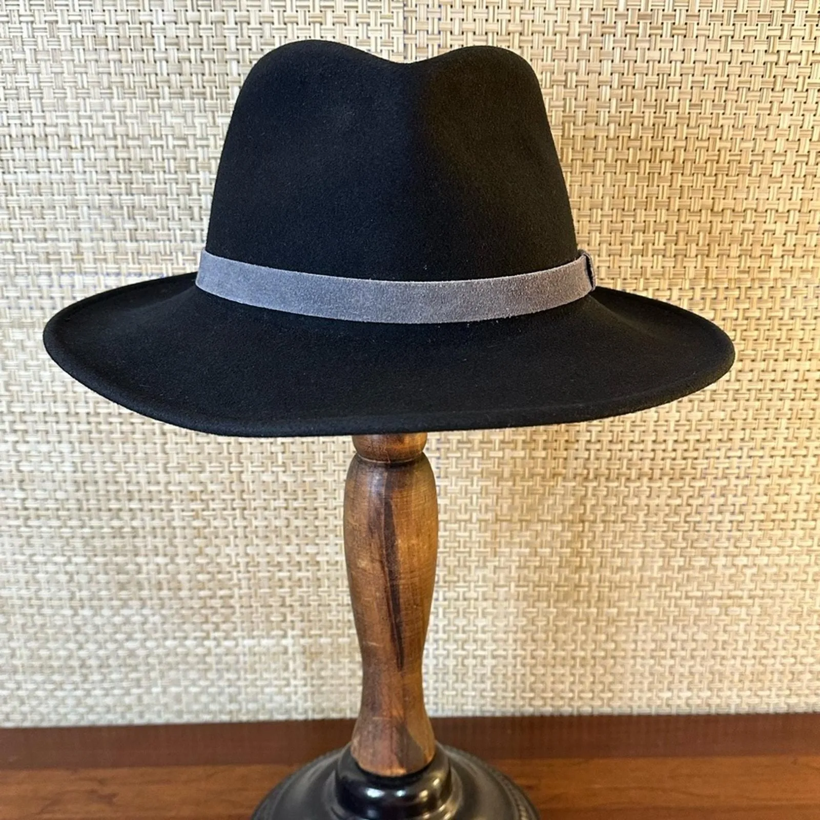 Product image for VTG 1980s-90s Black Wool Wind River Outback Hat by Bailey Unisex USA M