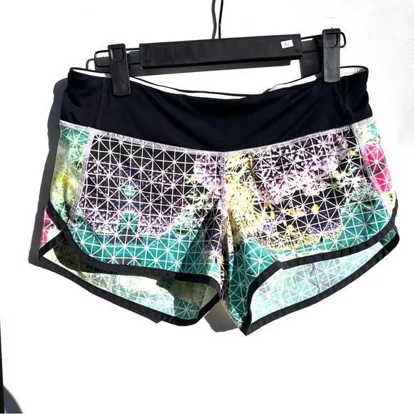 Product image for Lululemon patterned speed shorts 4