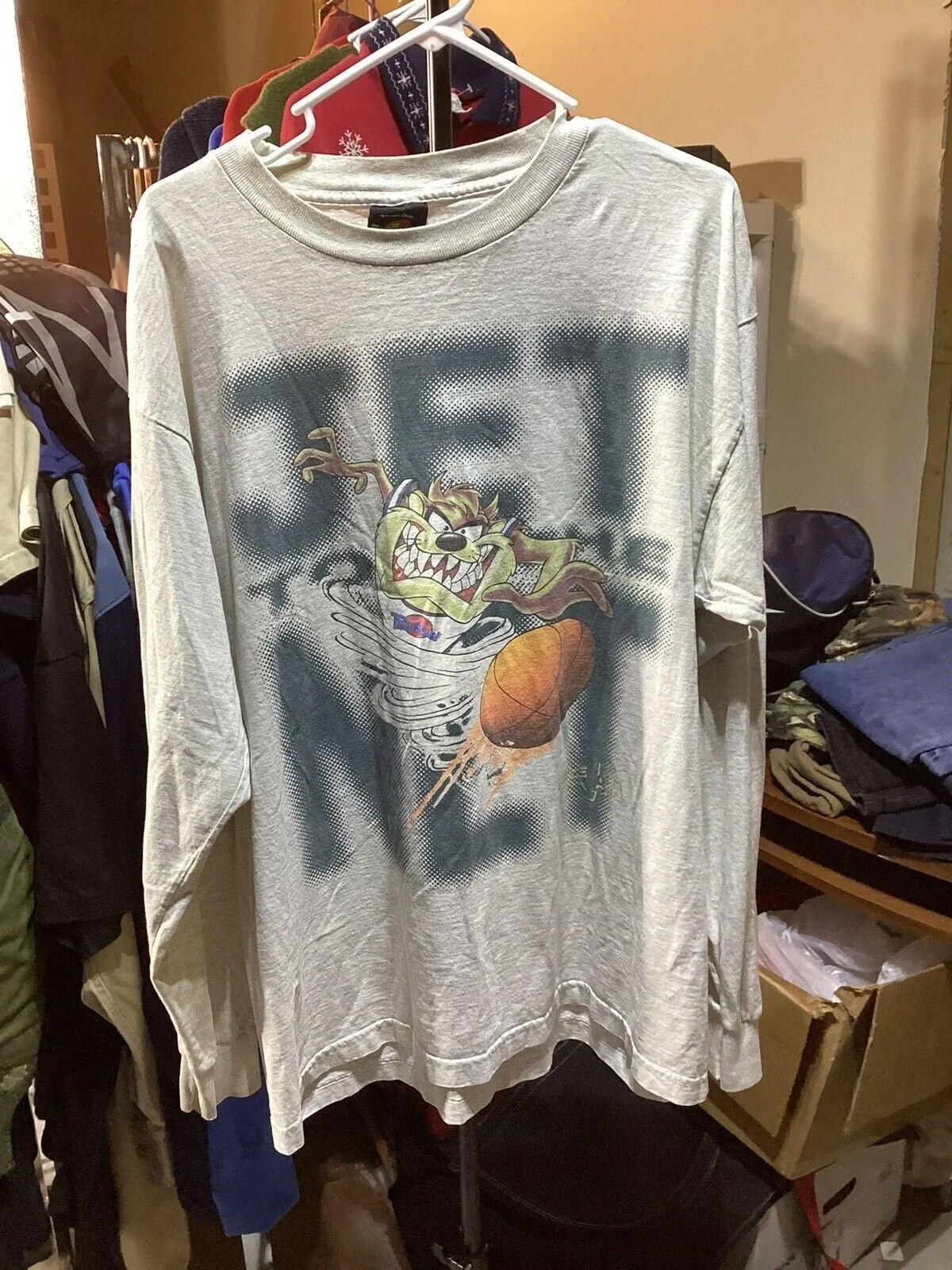 Product image for Vintage Taz Tasmanian Devil 1996 Space Jam Jet to the Net long sleeve Shirt