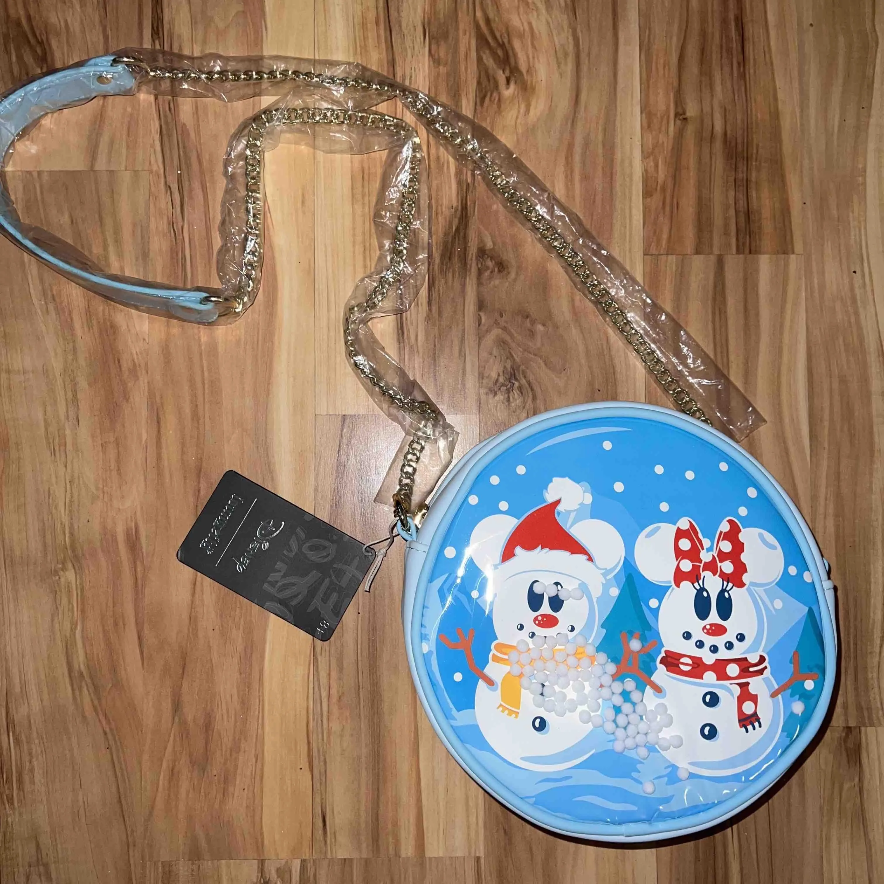 Listing Image Blurred Background