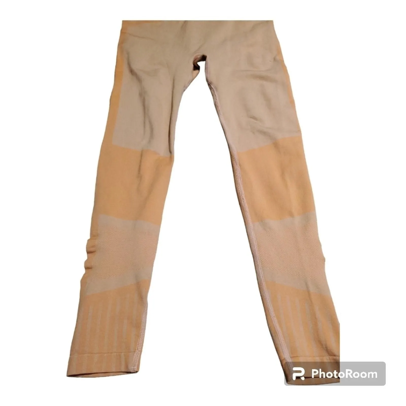 Listing Image Blurred Background