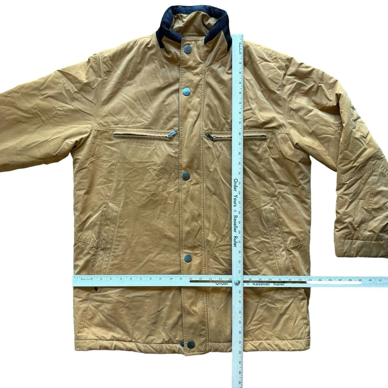 Listing Image Blurred Background