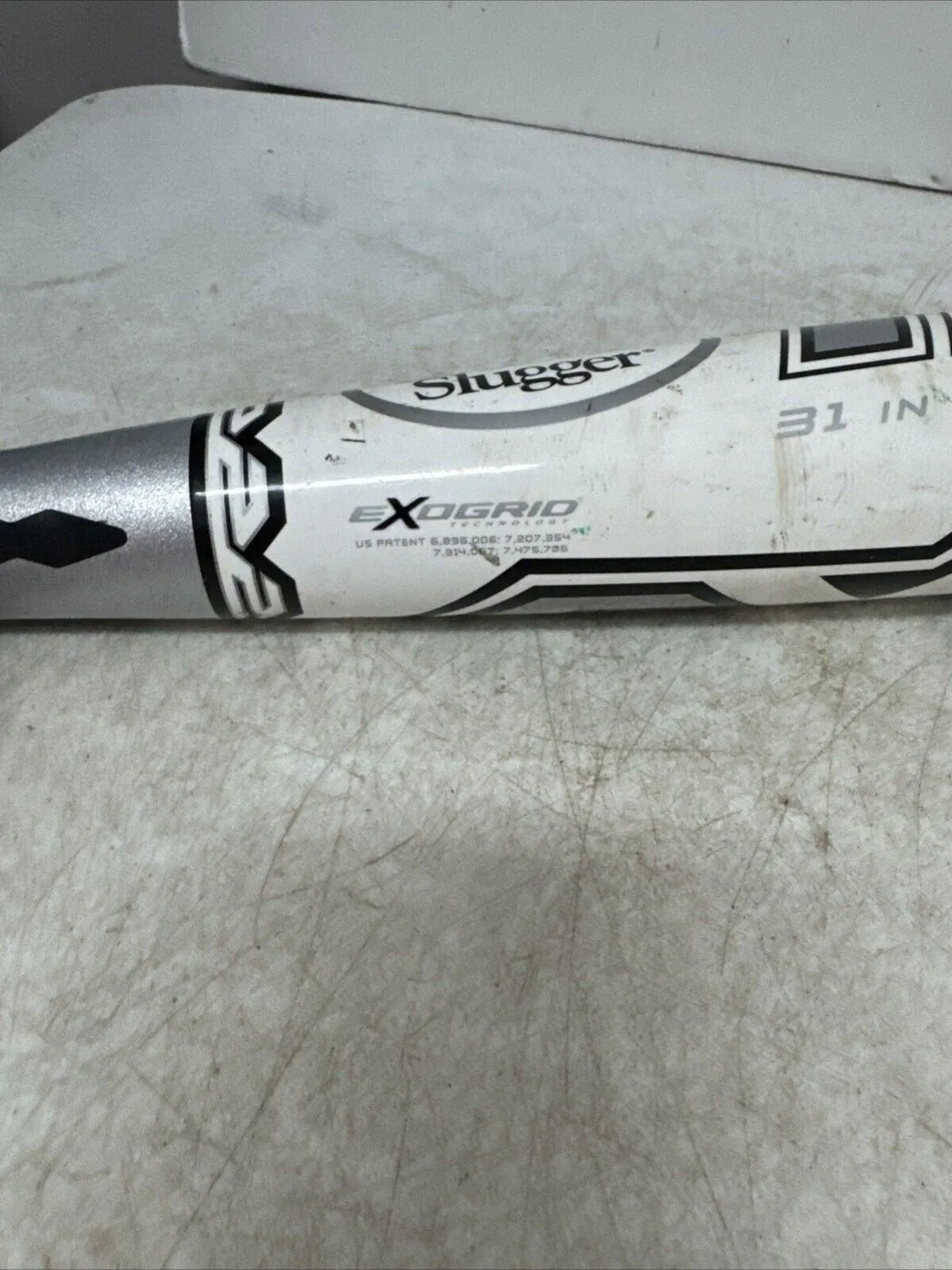 Batte Baseball Louisville Slugger Exo Grid 2 BB12EX2 - 33 Pouces, 30 Oz (-3)