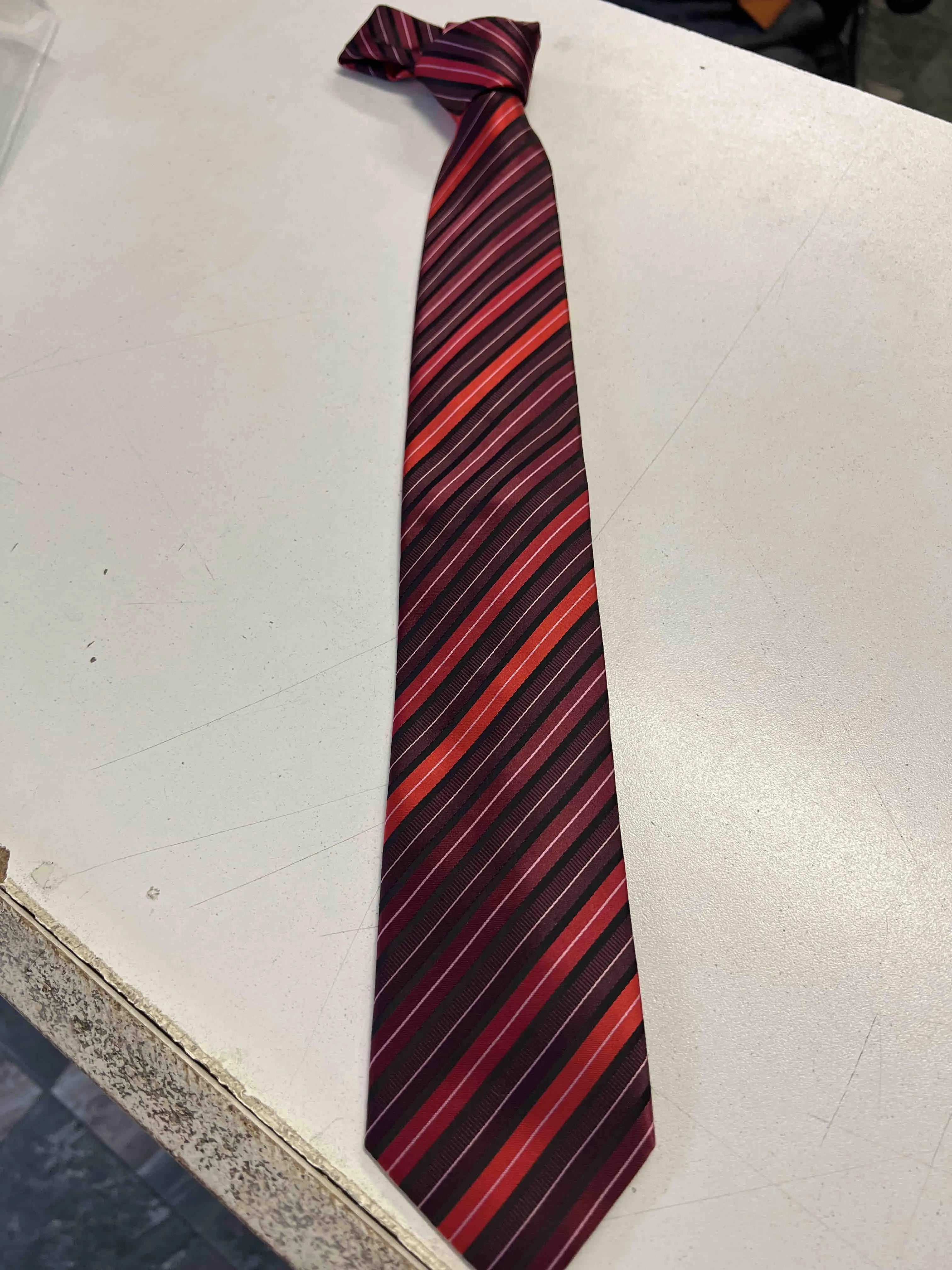 Product image for Men’s Tie Red On Red Made In Italy 100% Silk