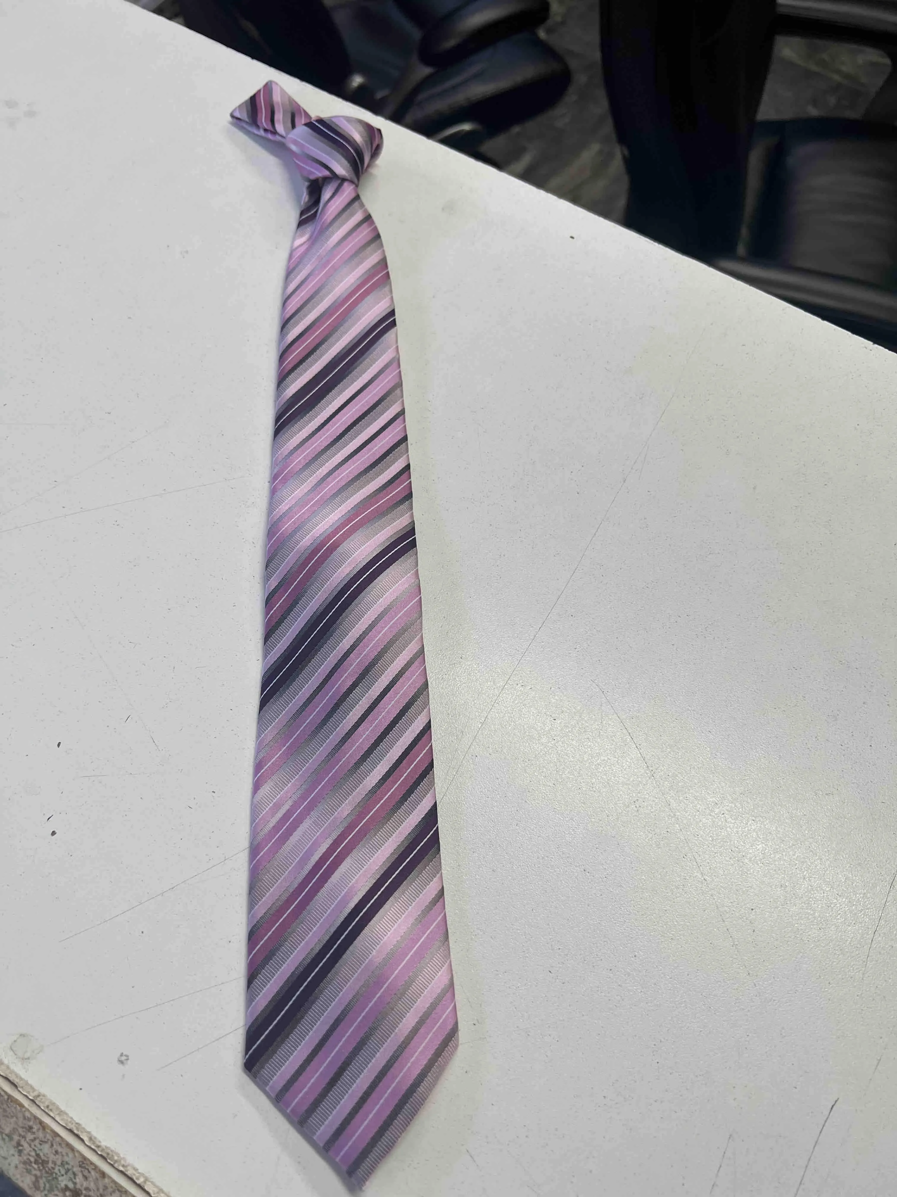 Product image for New Men’s Tie Grey Pink 100% Silk Made In Italy