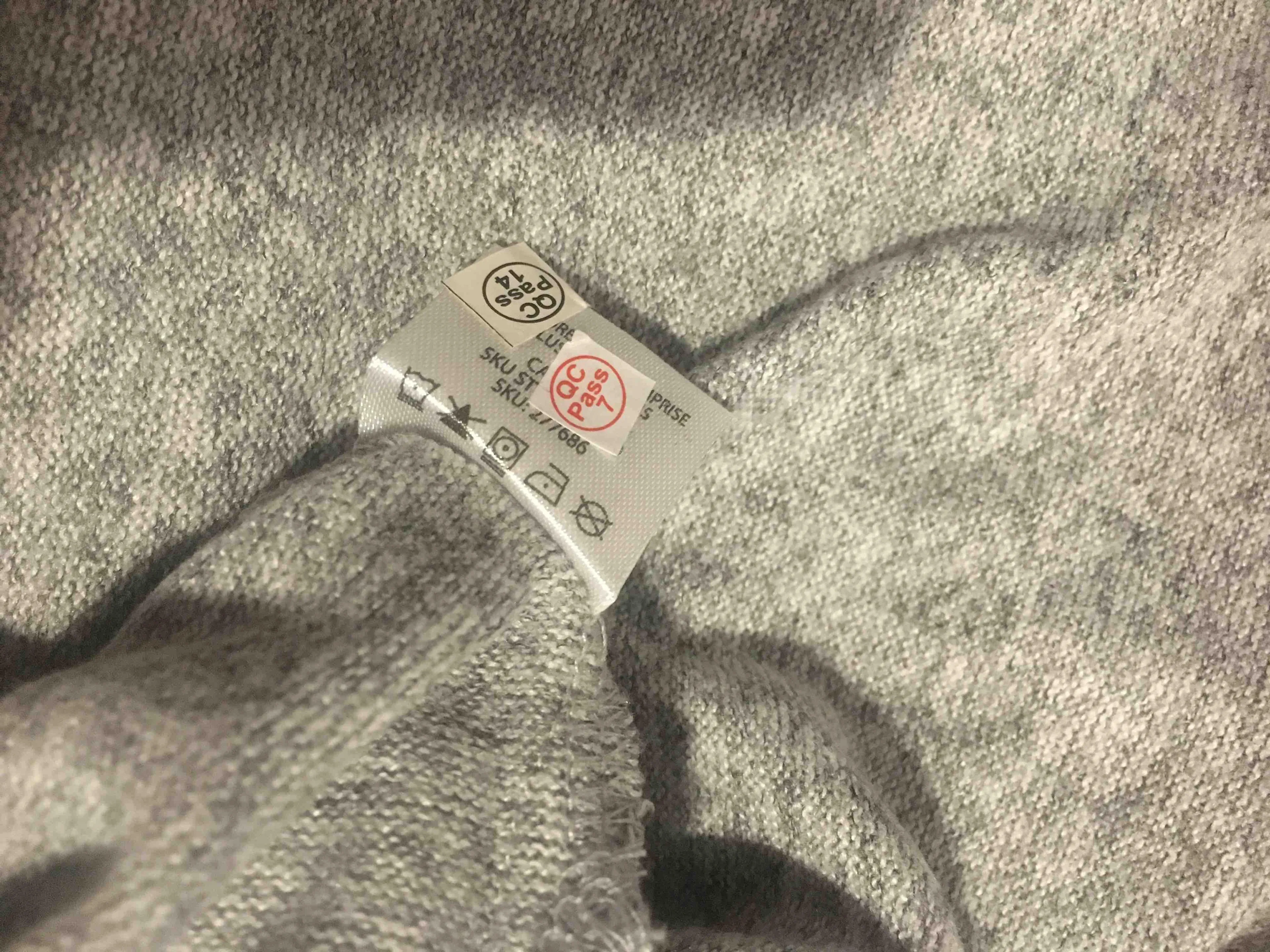 Listing Image Blurred Background