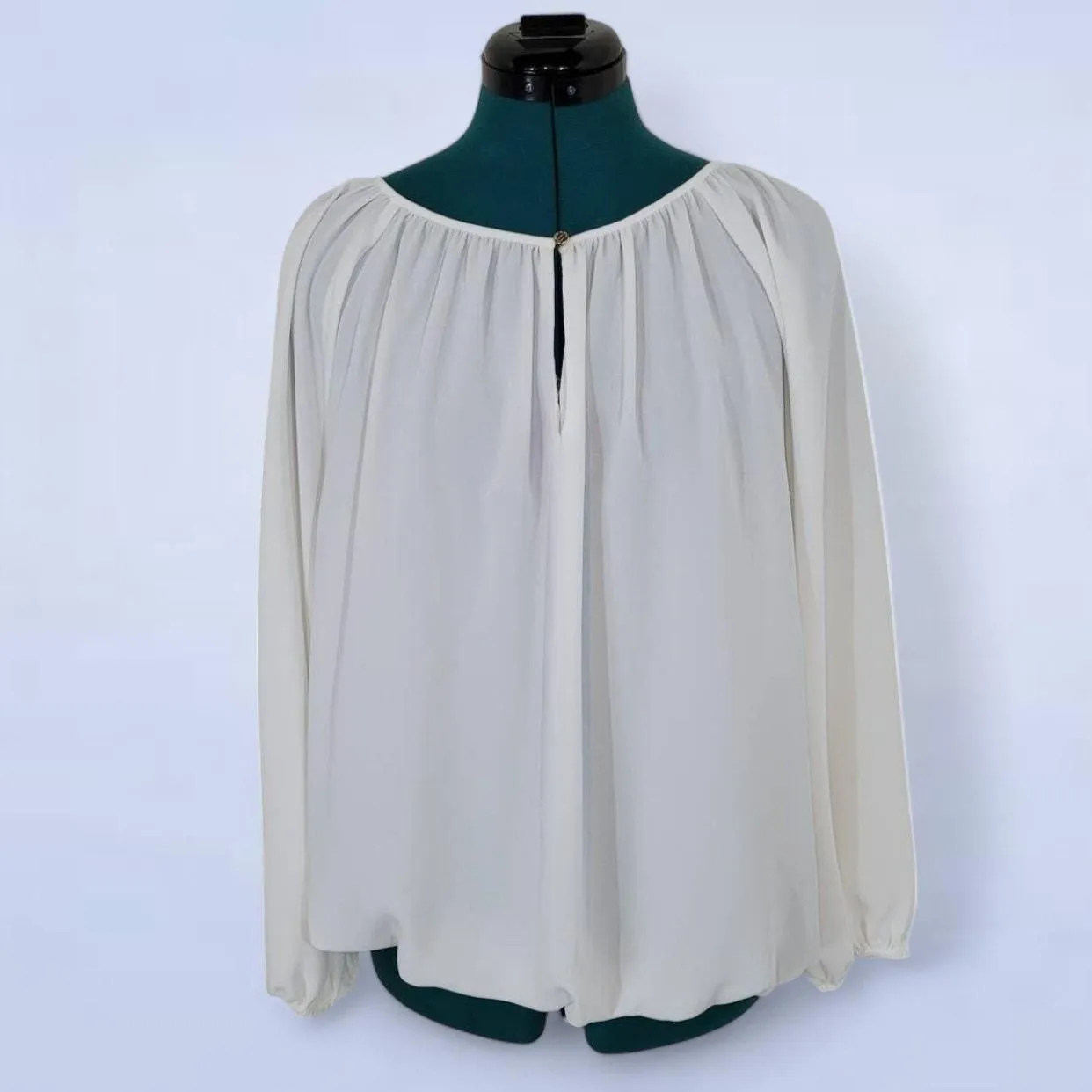 Product image for Vince Camuto White Blouse with Keyhole Neckline - Size Large
