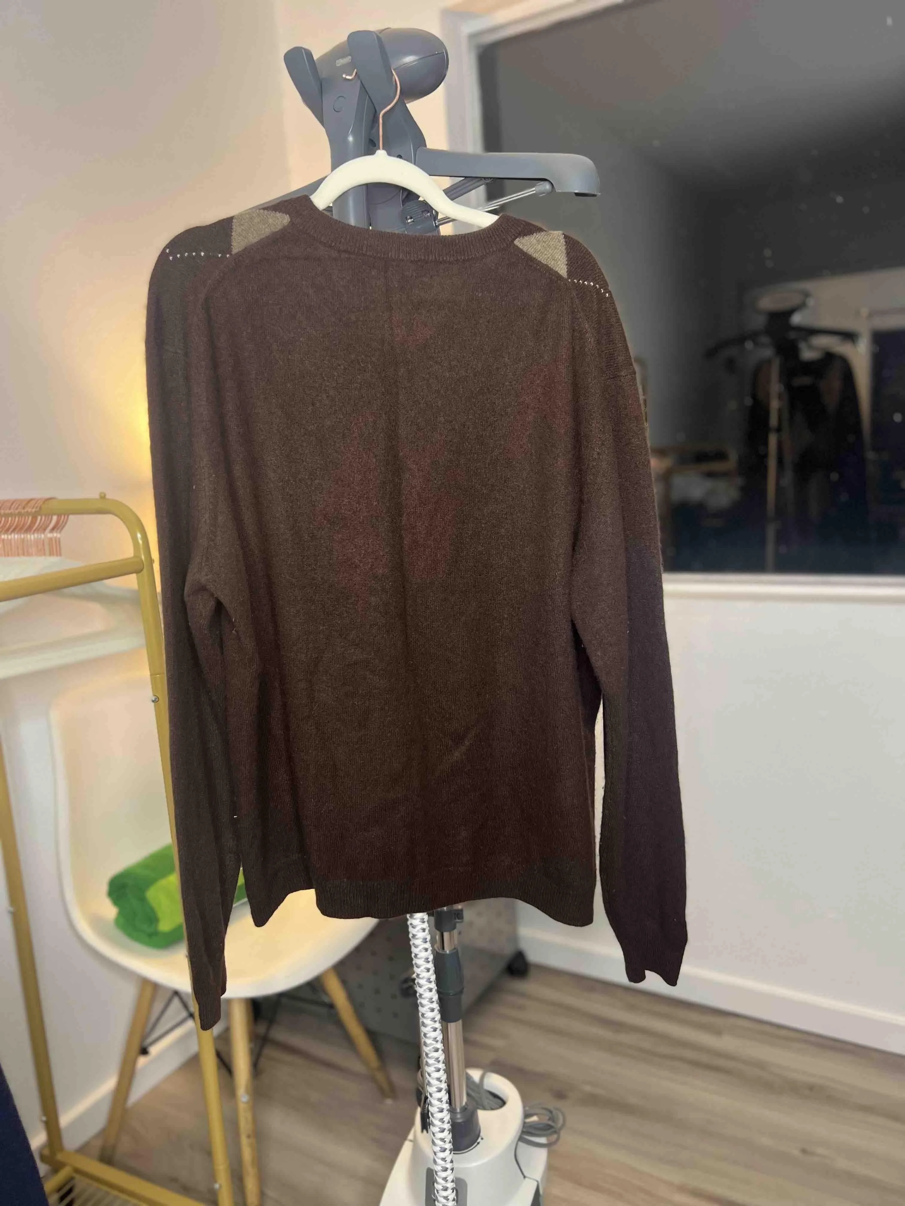 Listing Image Blurred Background