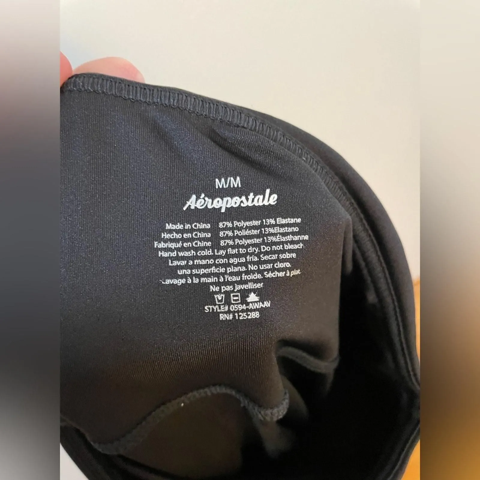 Listing Image Blurred Background