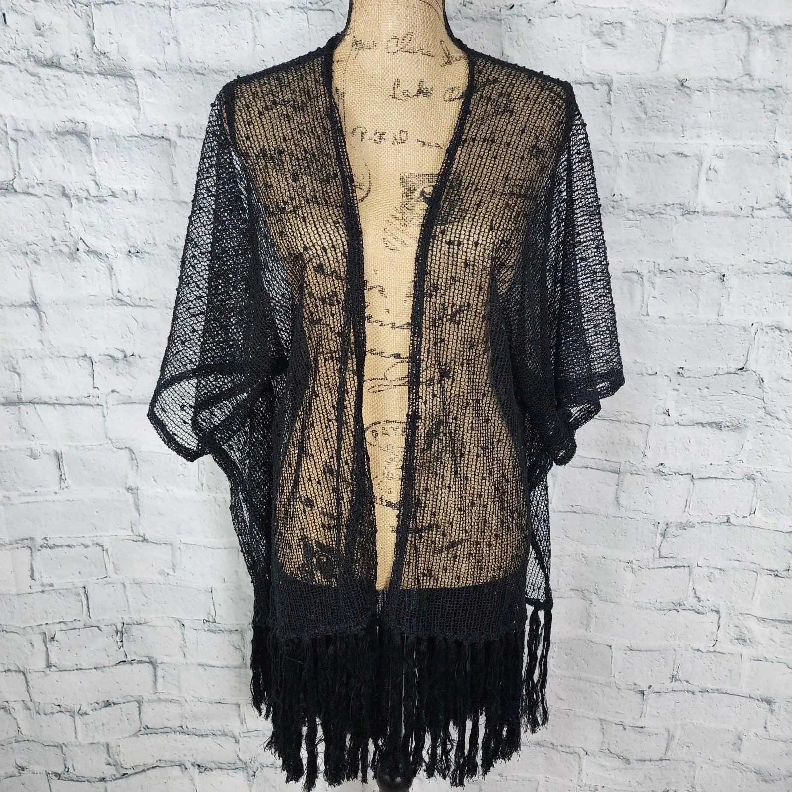 Product image for Tahari fringe popcorn ruana top one size black sequin detail kimono boho A20