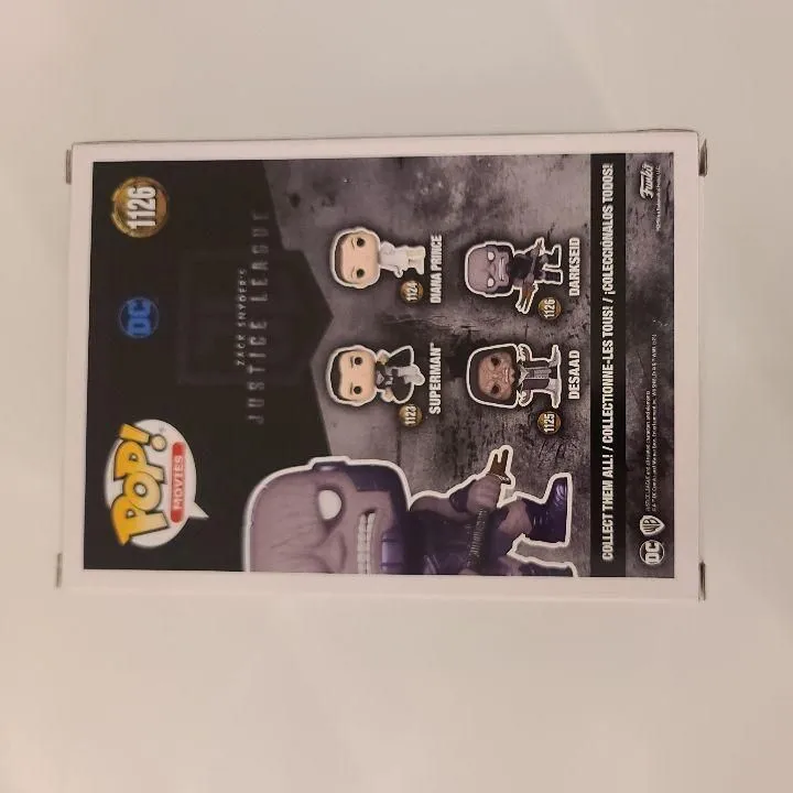 Listing Image Blurred Background