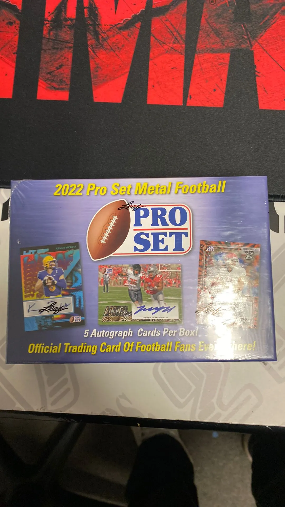 Product image for 2022 Leaf Pro Set Metal Football Hobby Box