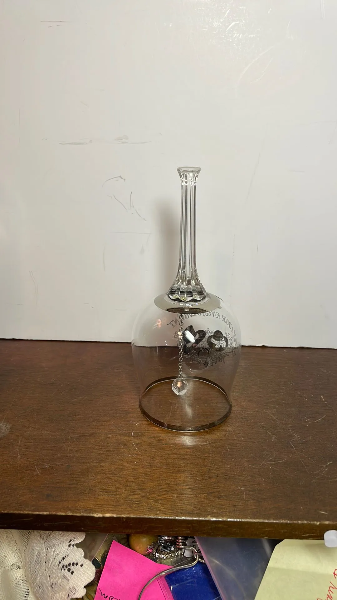 Listing Image Blurred Background