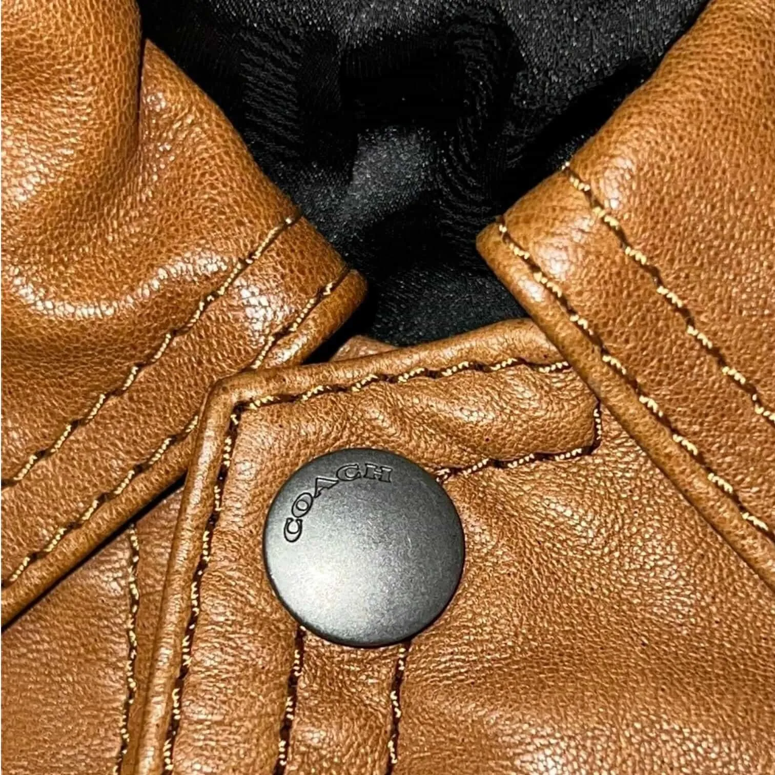 Listing Image Blurred Background