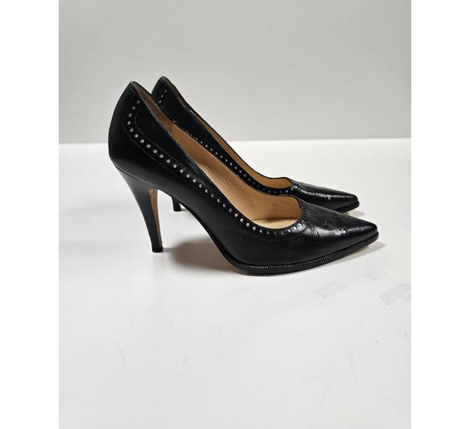 Product image for NWOB Johnston & Murphy Black Leather Heels Ladies size 6.5