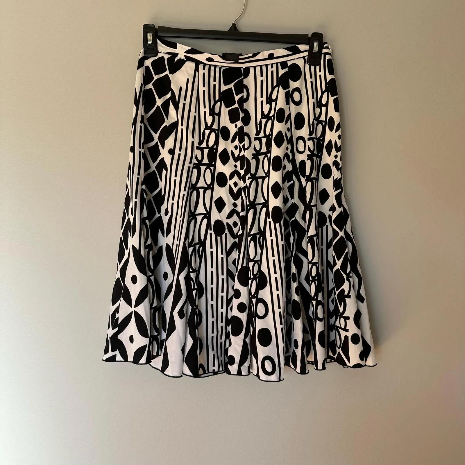 Product image for Tailor by B. Moss