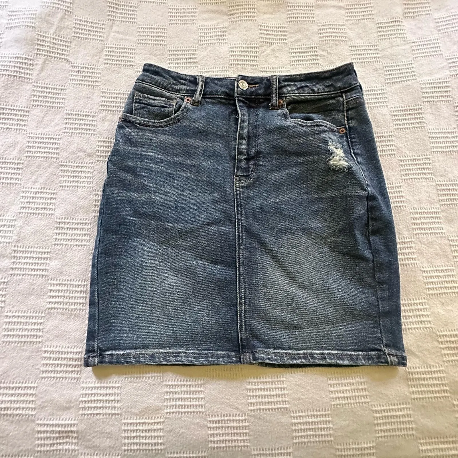 Product image for American Eagle Mom Skirt size 4