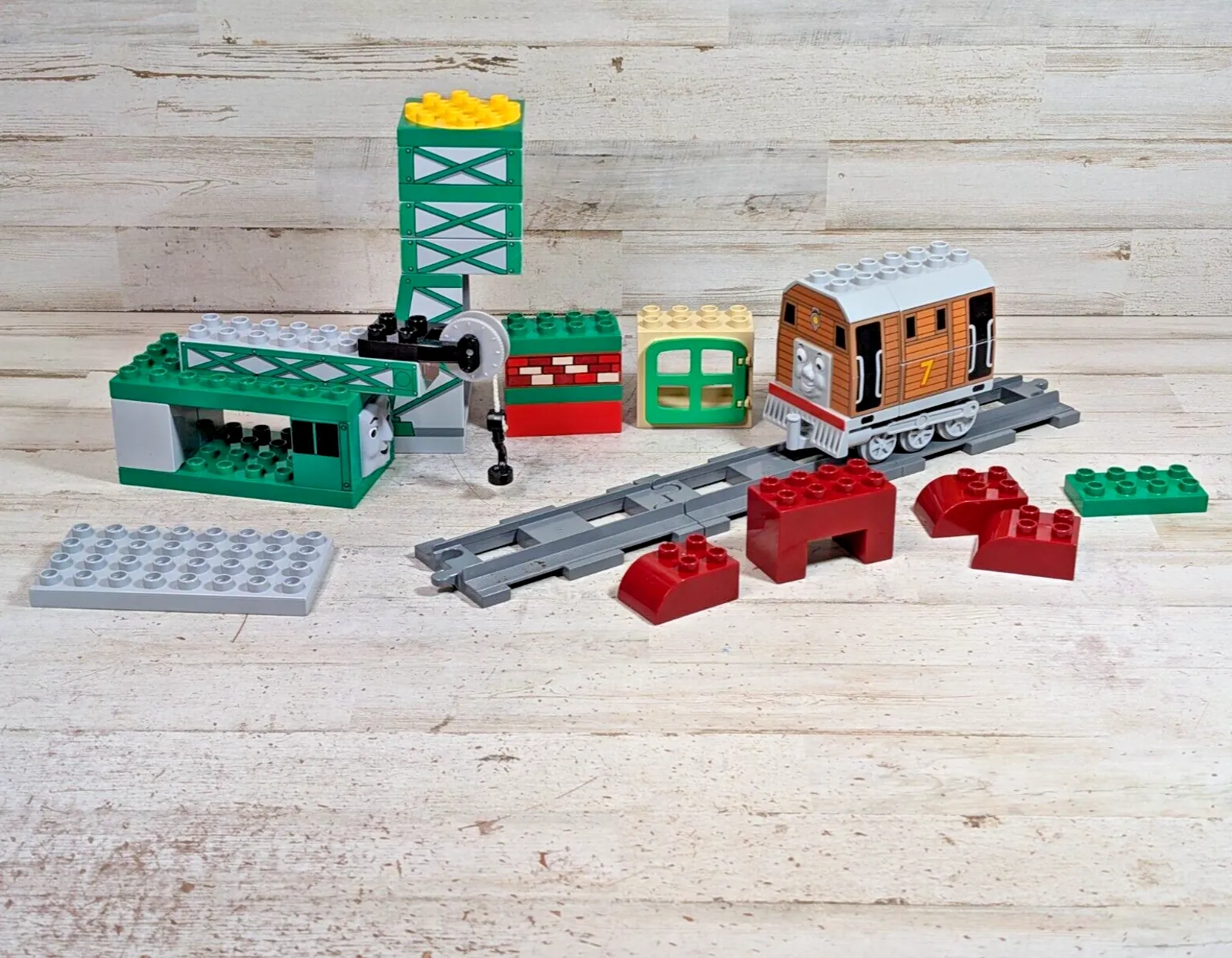 Lot LEGO Duplo Thomas and Friends Train Pieces Toby Cranky from