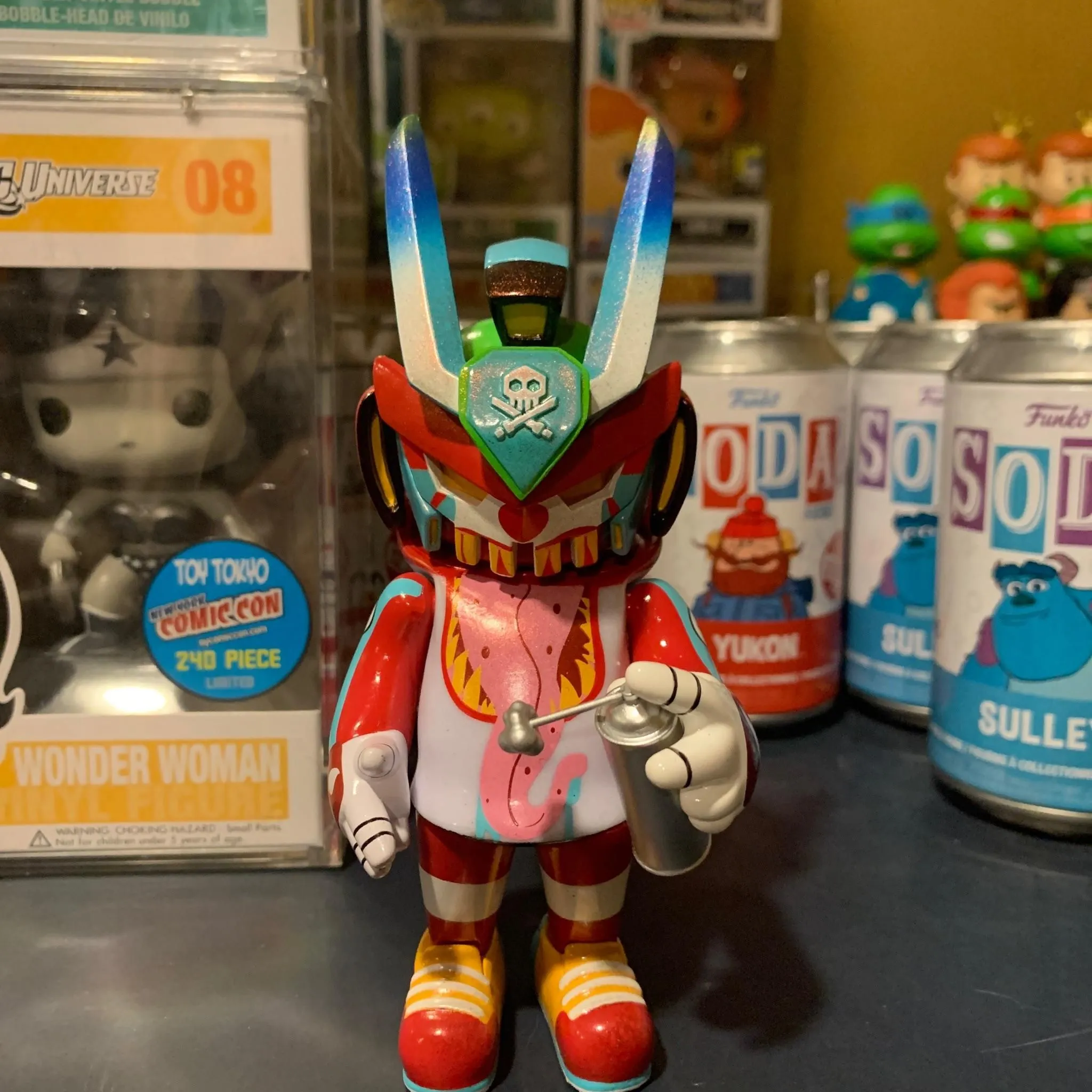 Product image for Clown AP TEQ63 6" by Red Guardian x Guiccs x Martian Toys