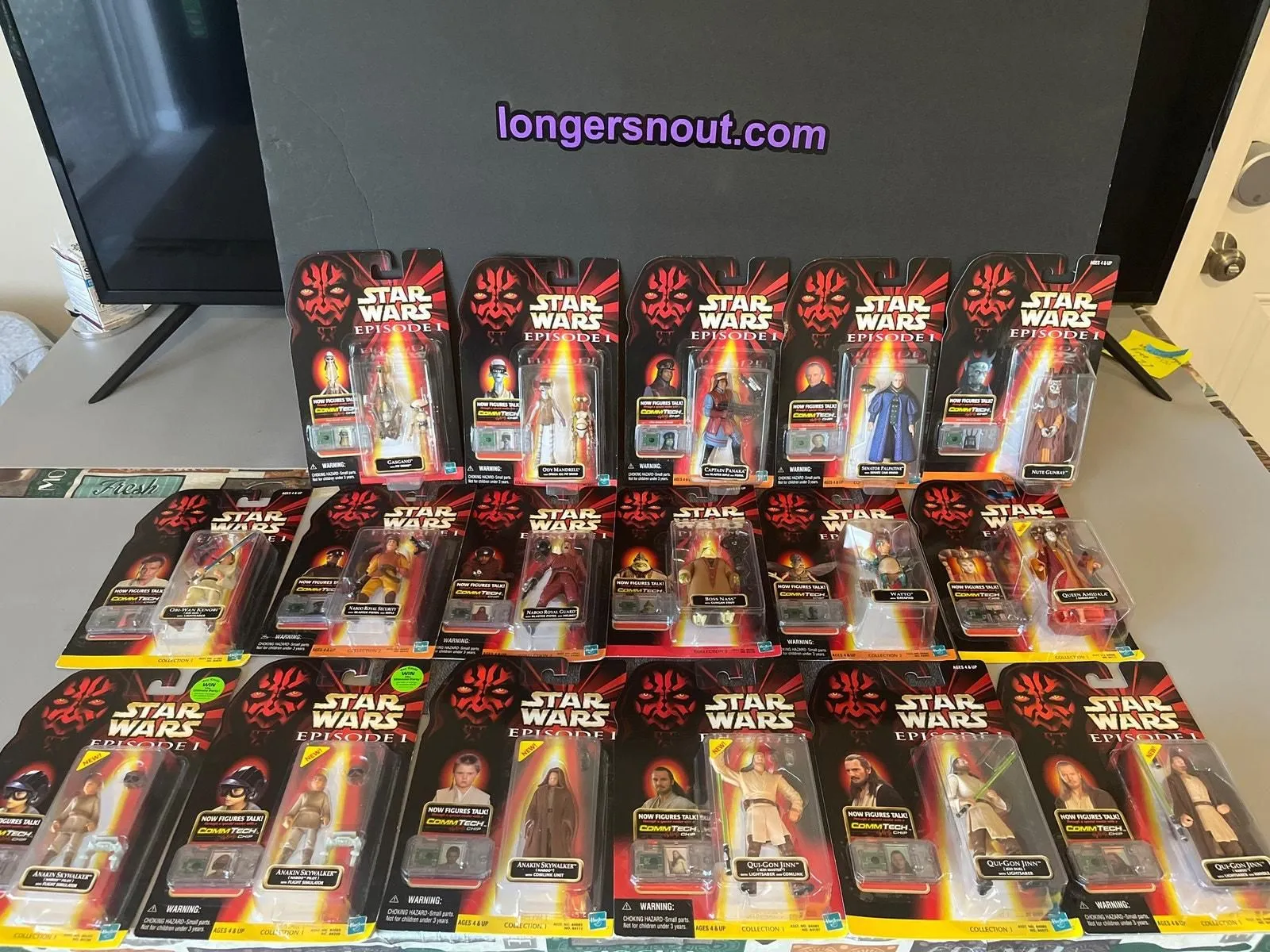 Product image for Star Wars - Episode I: LOT of 17 boxed-figures.