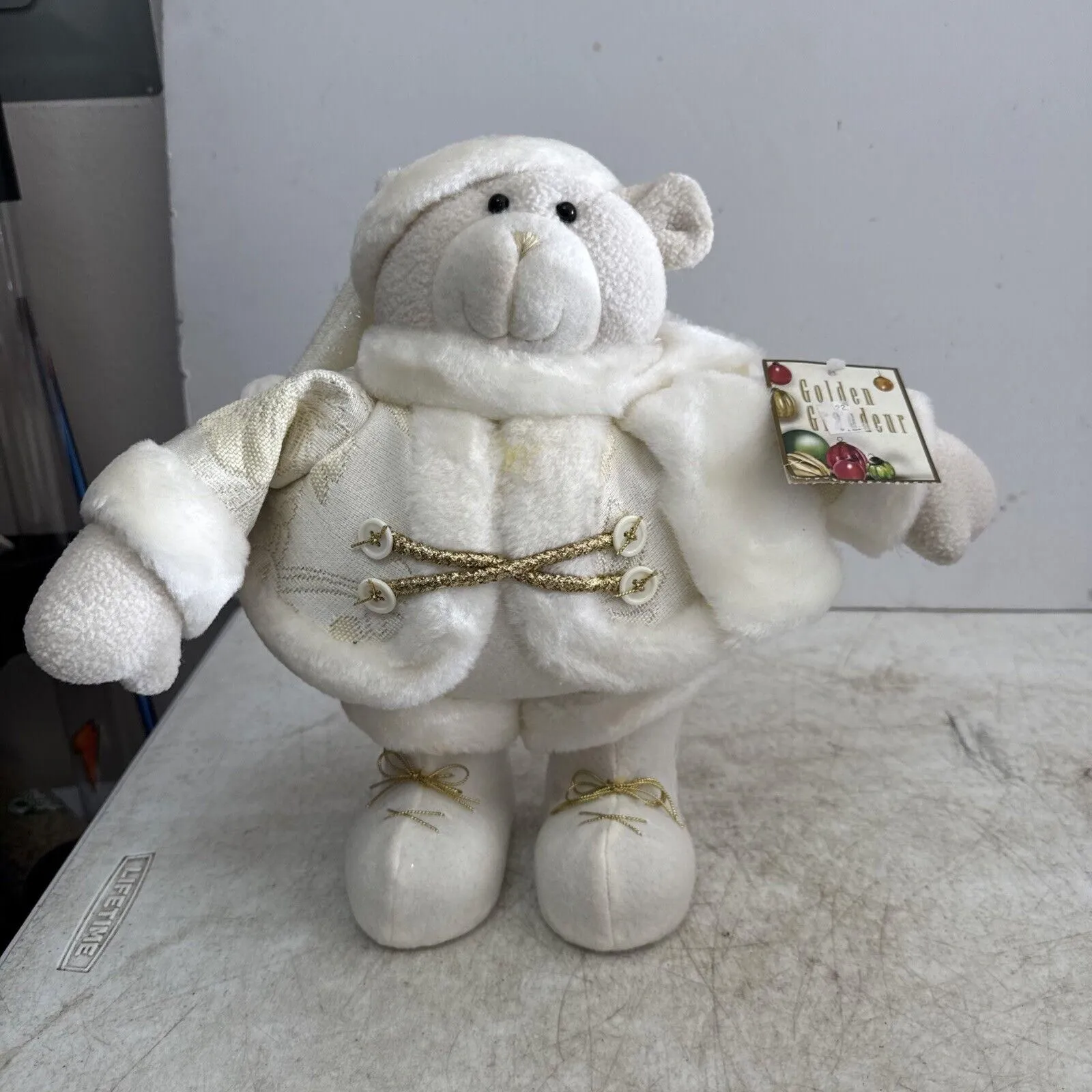 Product image for Golden Grandeur White Bear Christmas Dan Dee Angel