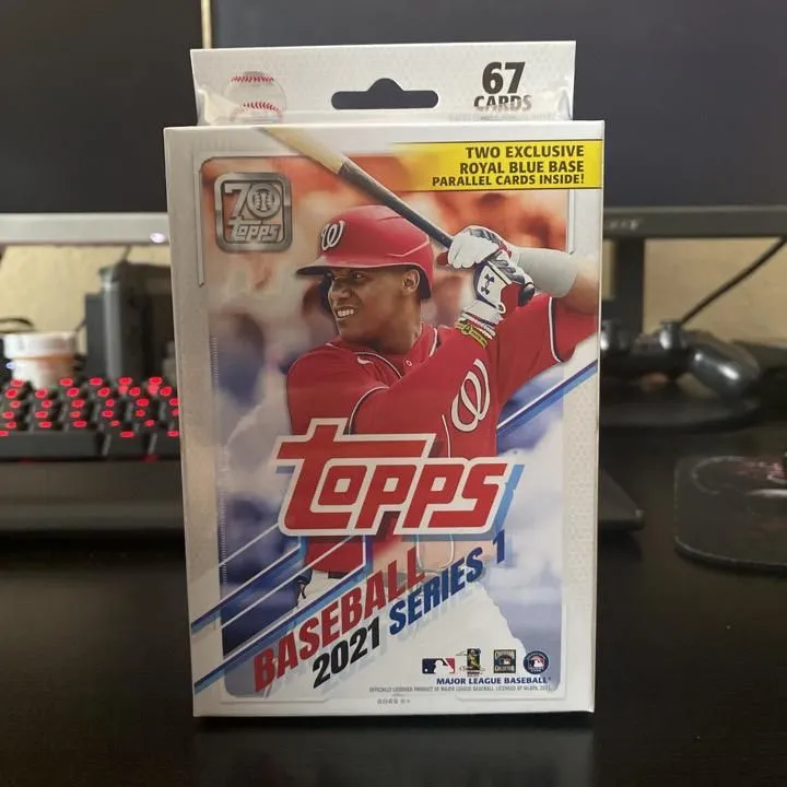 Product image for 2021 Topps Series 1 Baseball Hanger Box (Royal Blue)