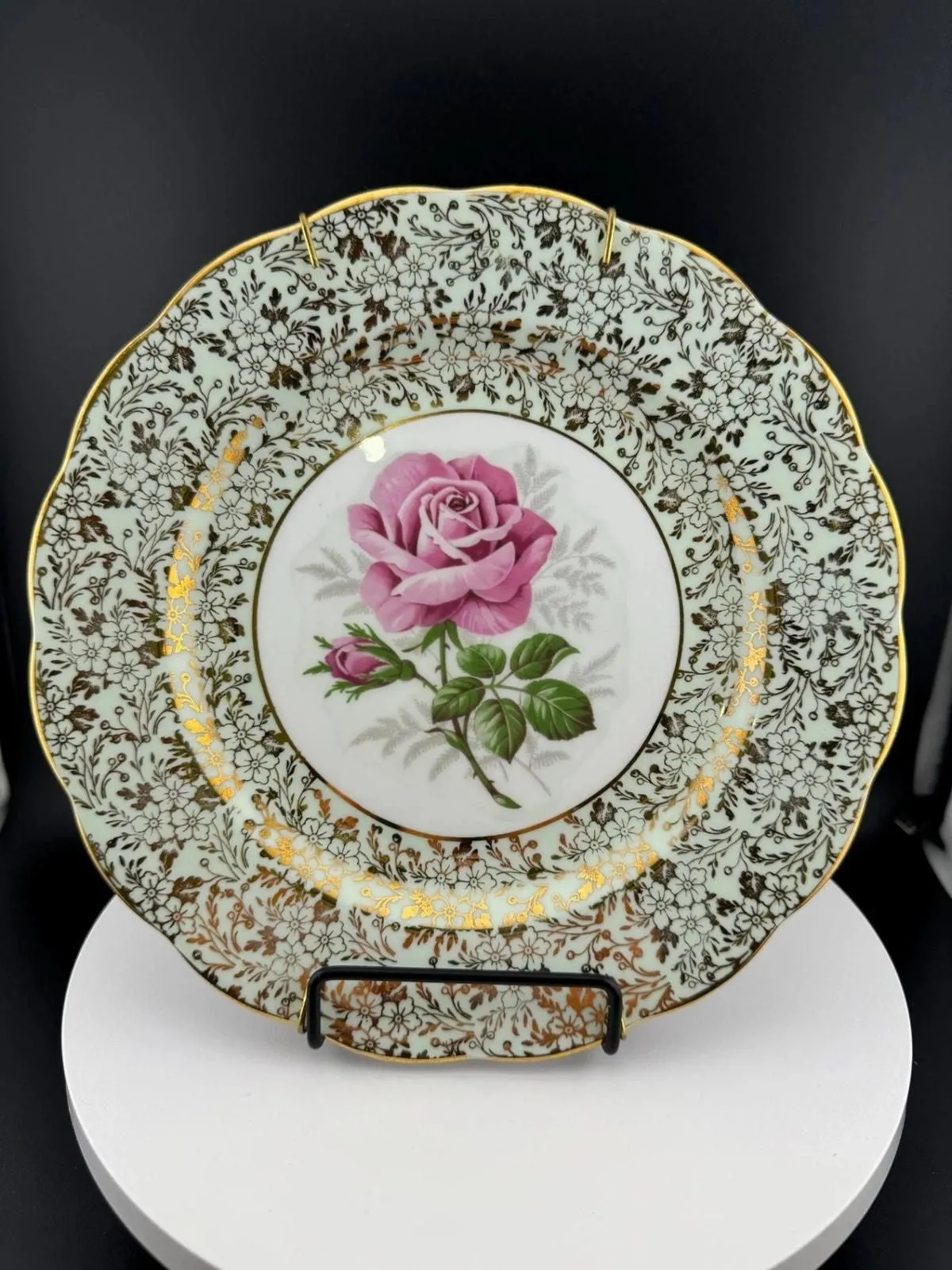 Product image for Vintage Royal Standard Bone China Decorative Rose Plate
