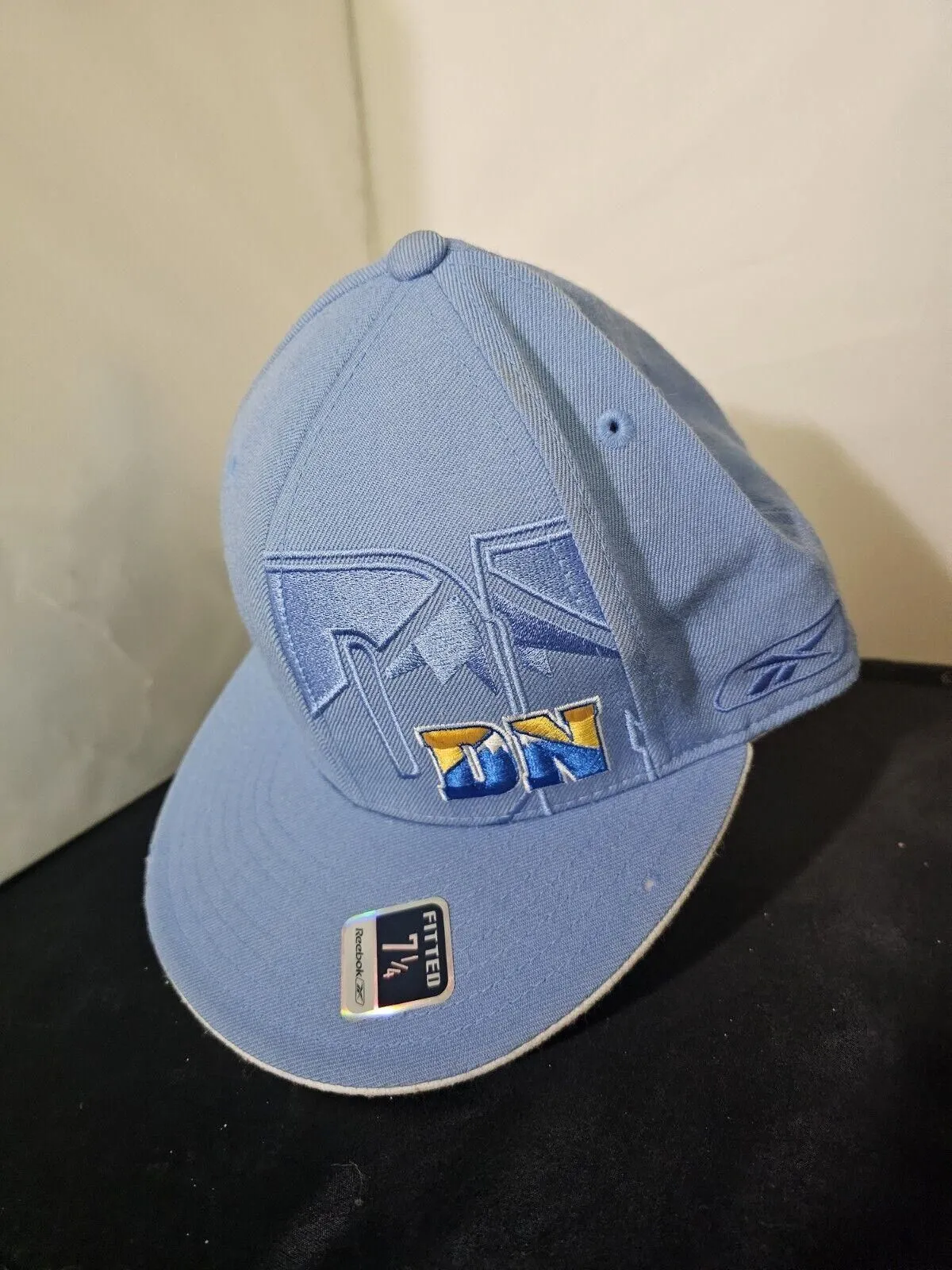 Product image for Denver Nuggets NBA Basketball Reebok Fitted Hat Cap Size 7 1/4 Blue
