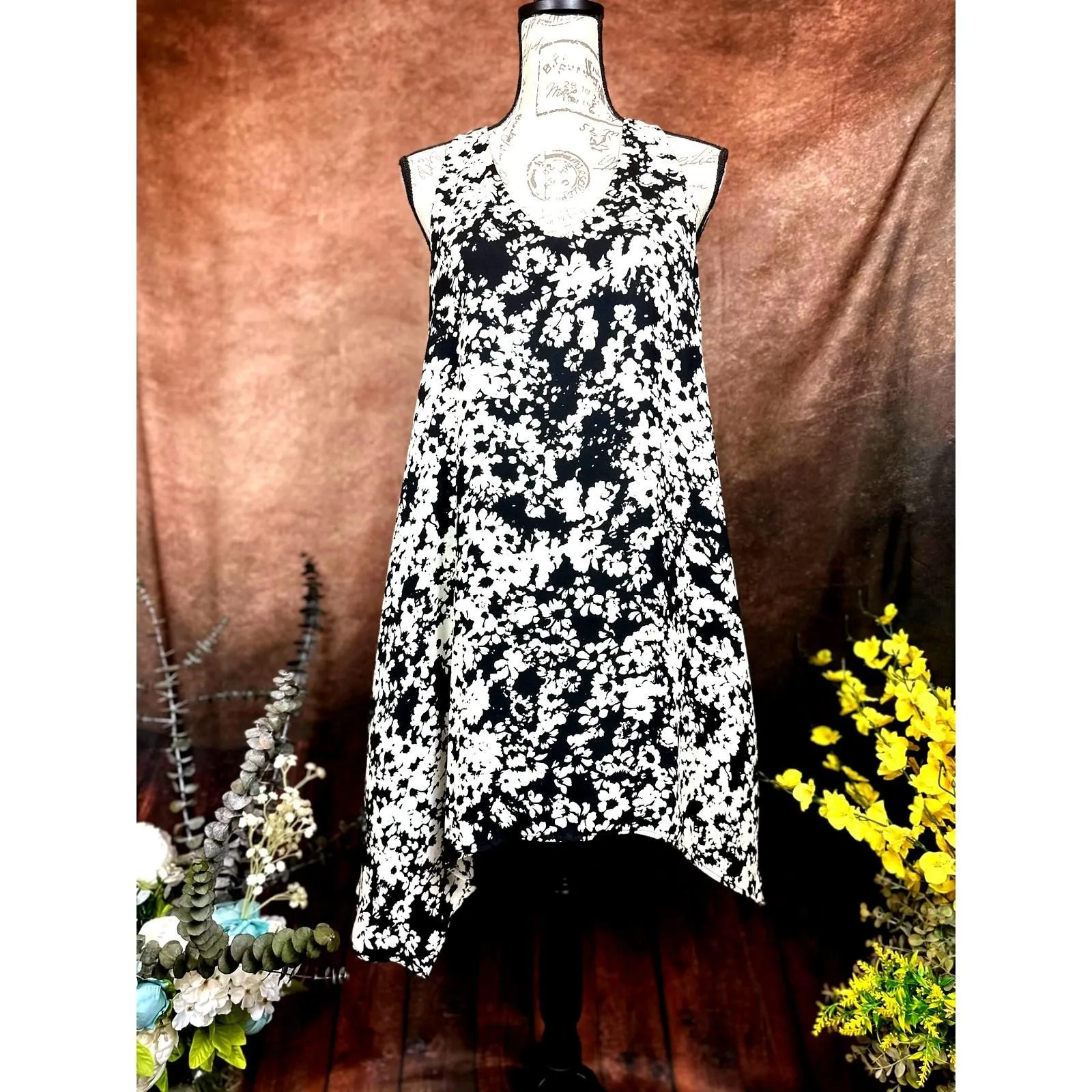 Product image for Three Eighty Two Asymmetrical Mini Dress - Black/White - size M