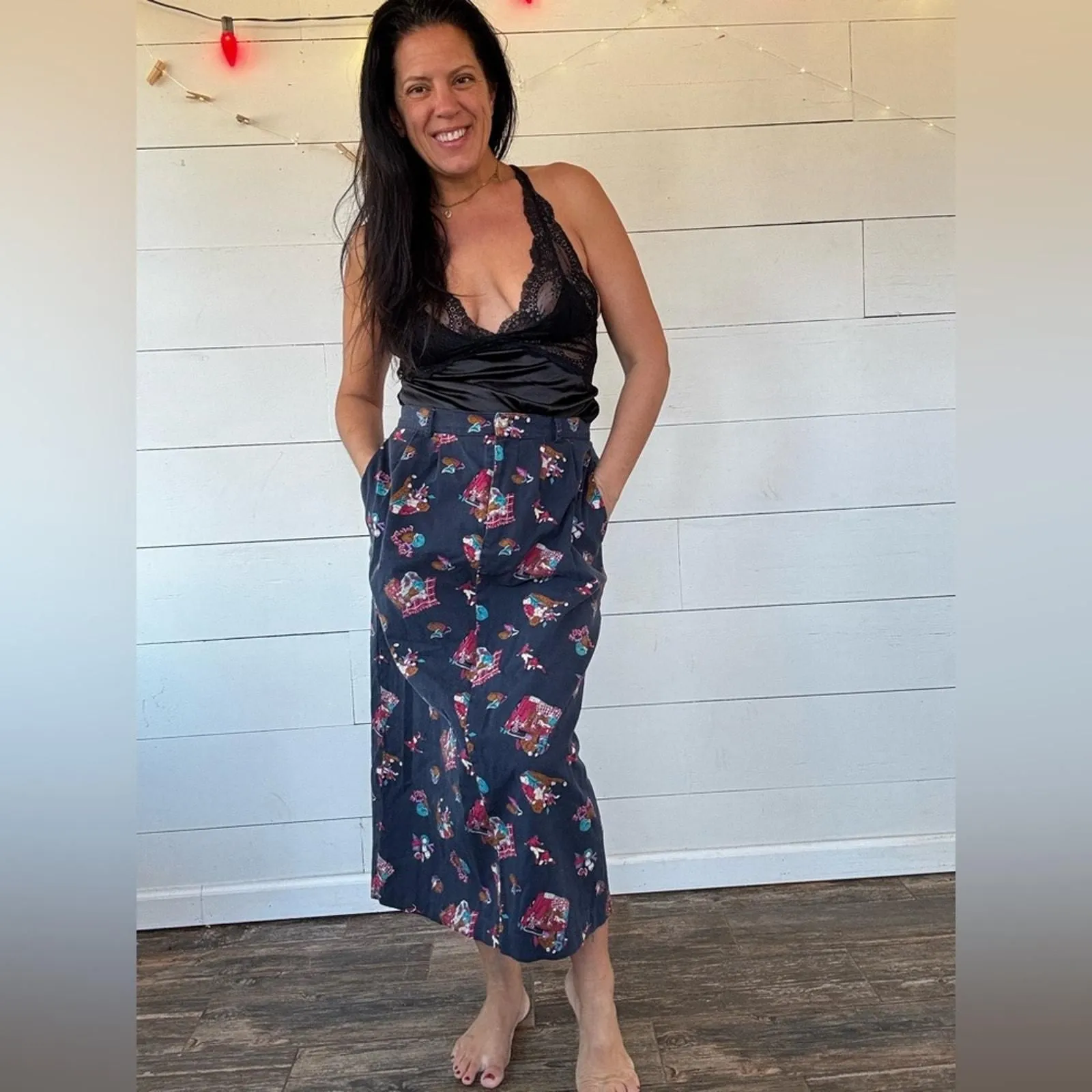 Product image for AMAZING vintage navy maxi skirt football tailgate print 90s